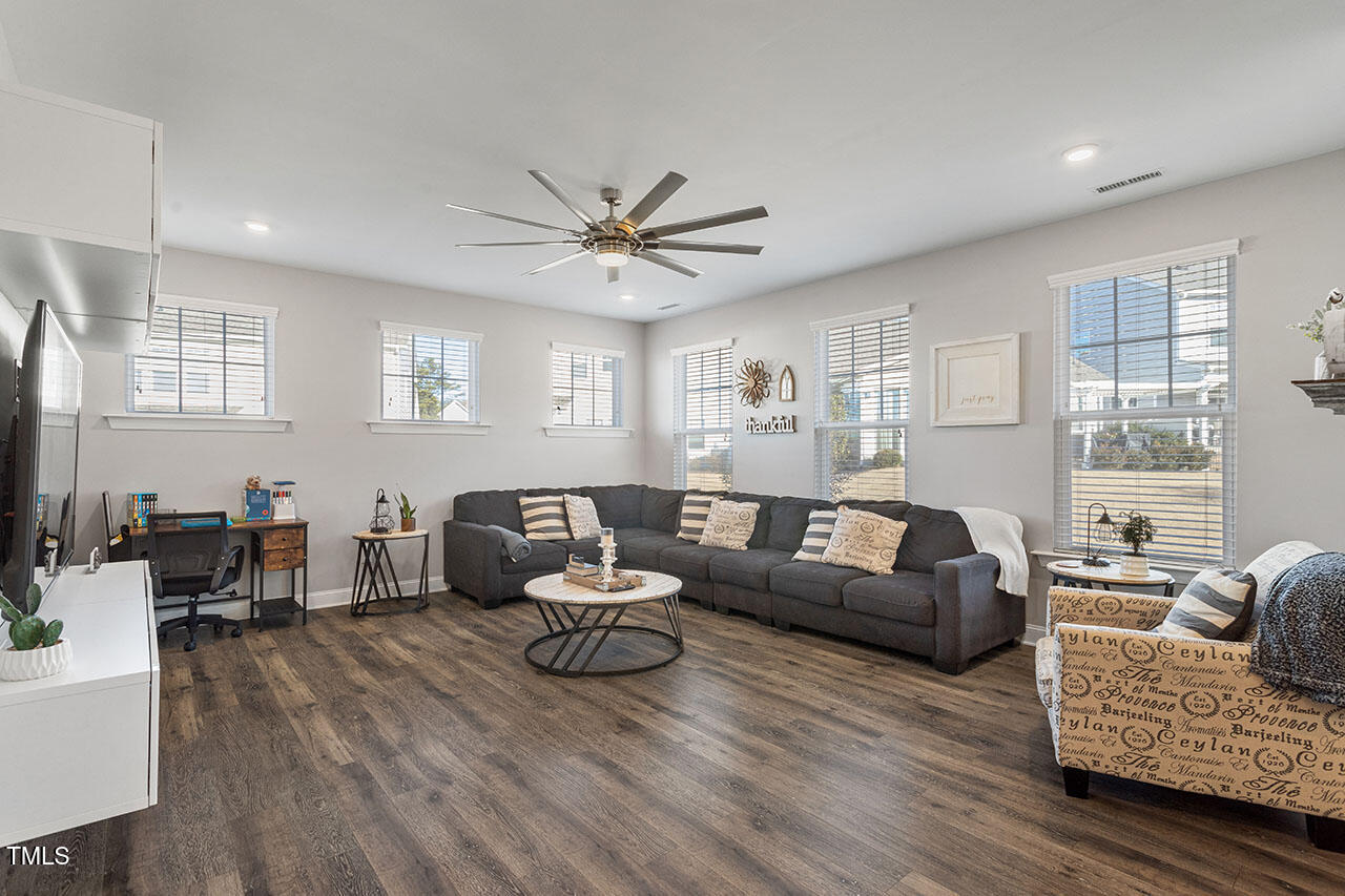 1109 Timbercut Drive