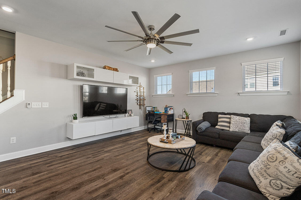 1109 Timbercut Drive