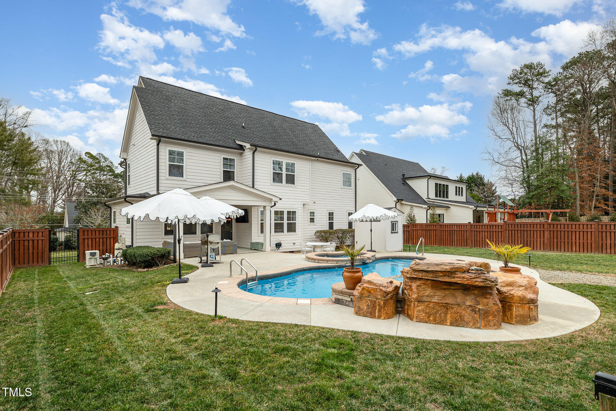 4401 Lambeth Dr Drive