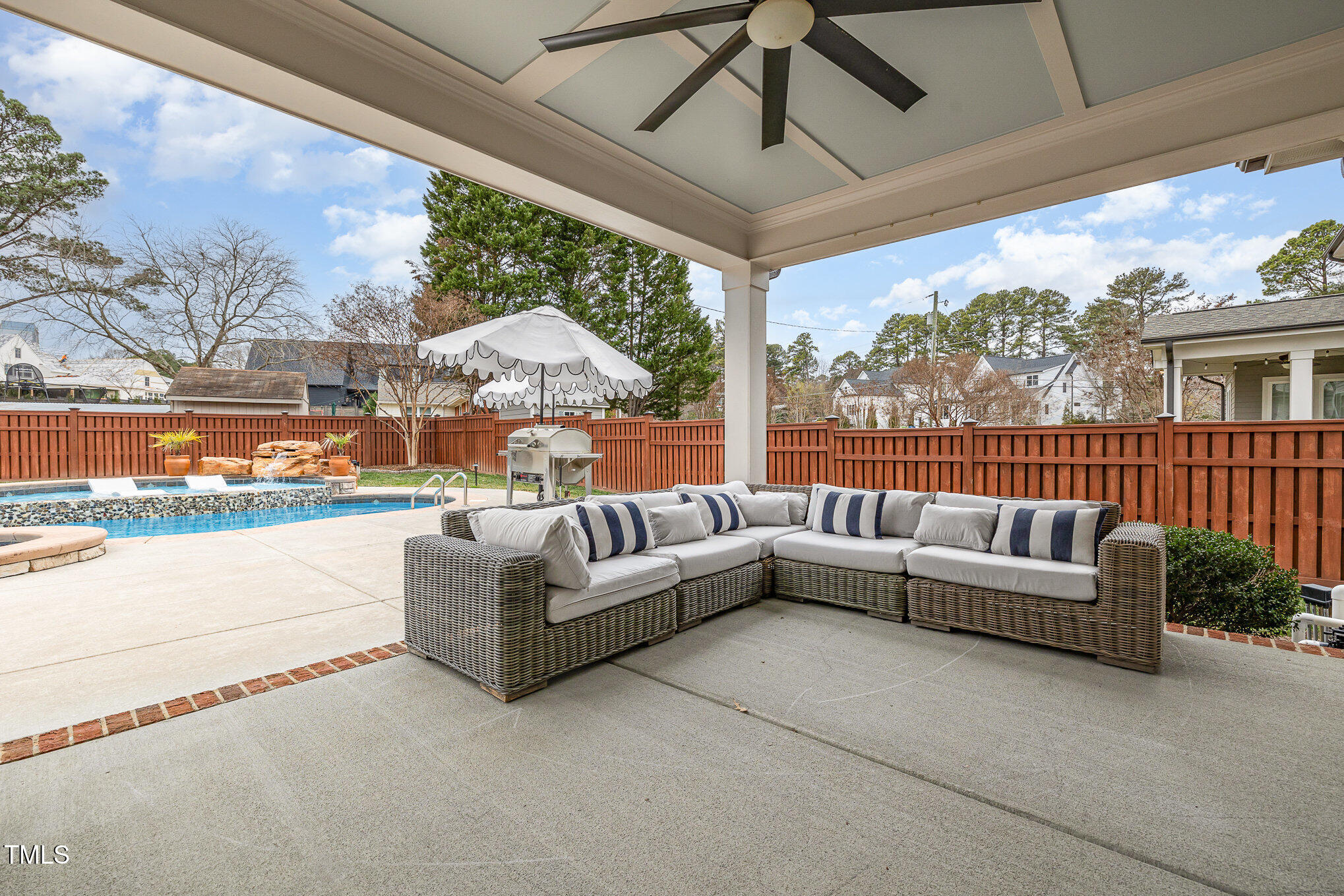4401 Lambeth Dr Drive