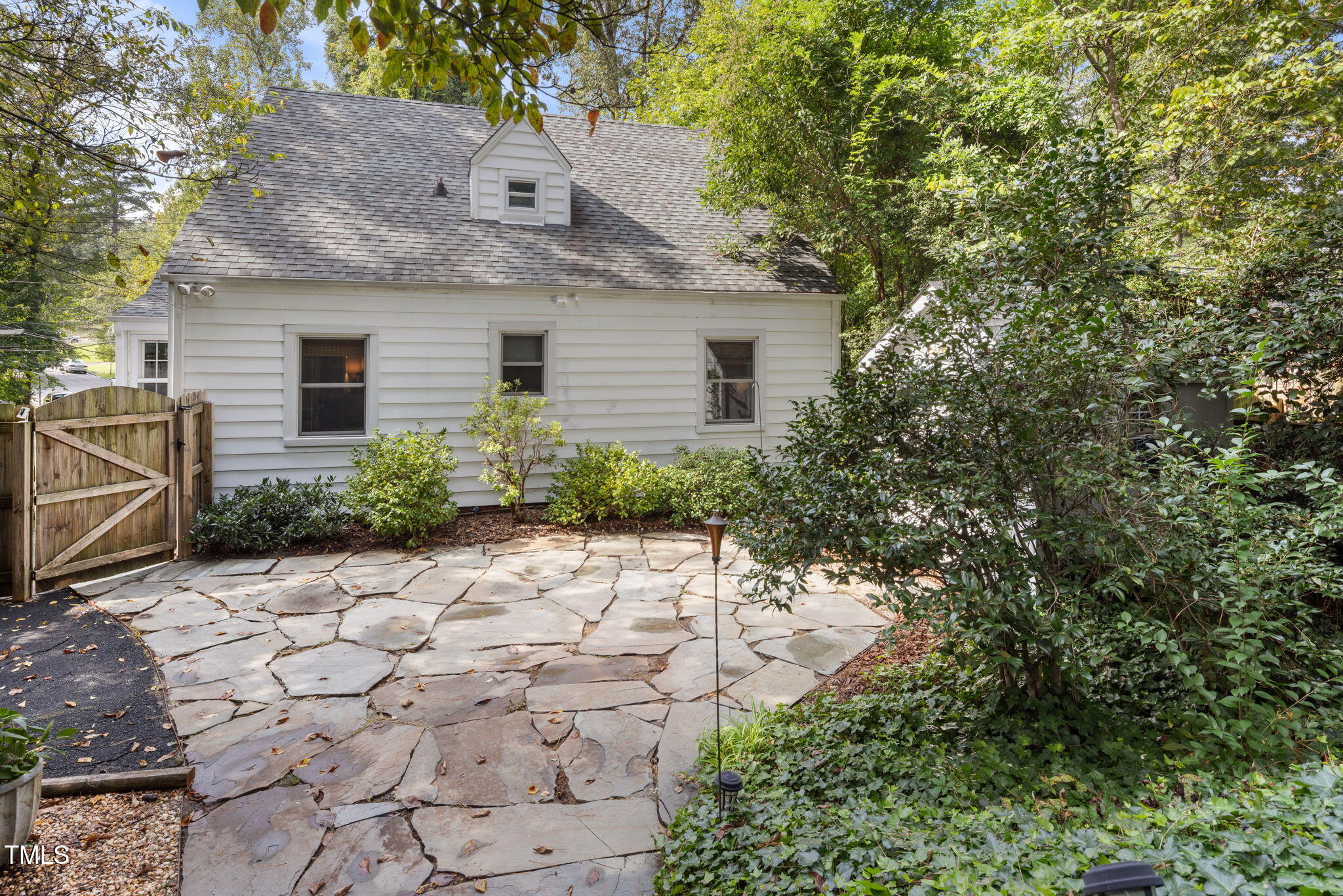 1813 University Drive