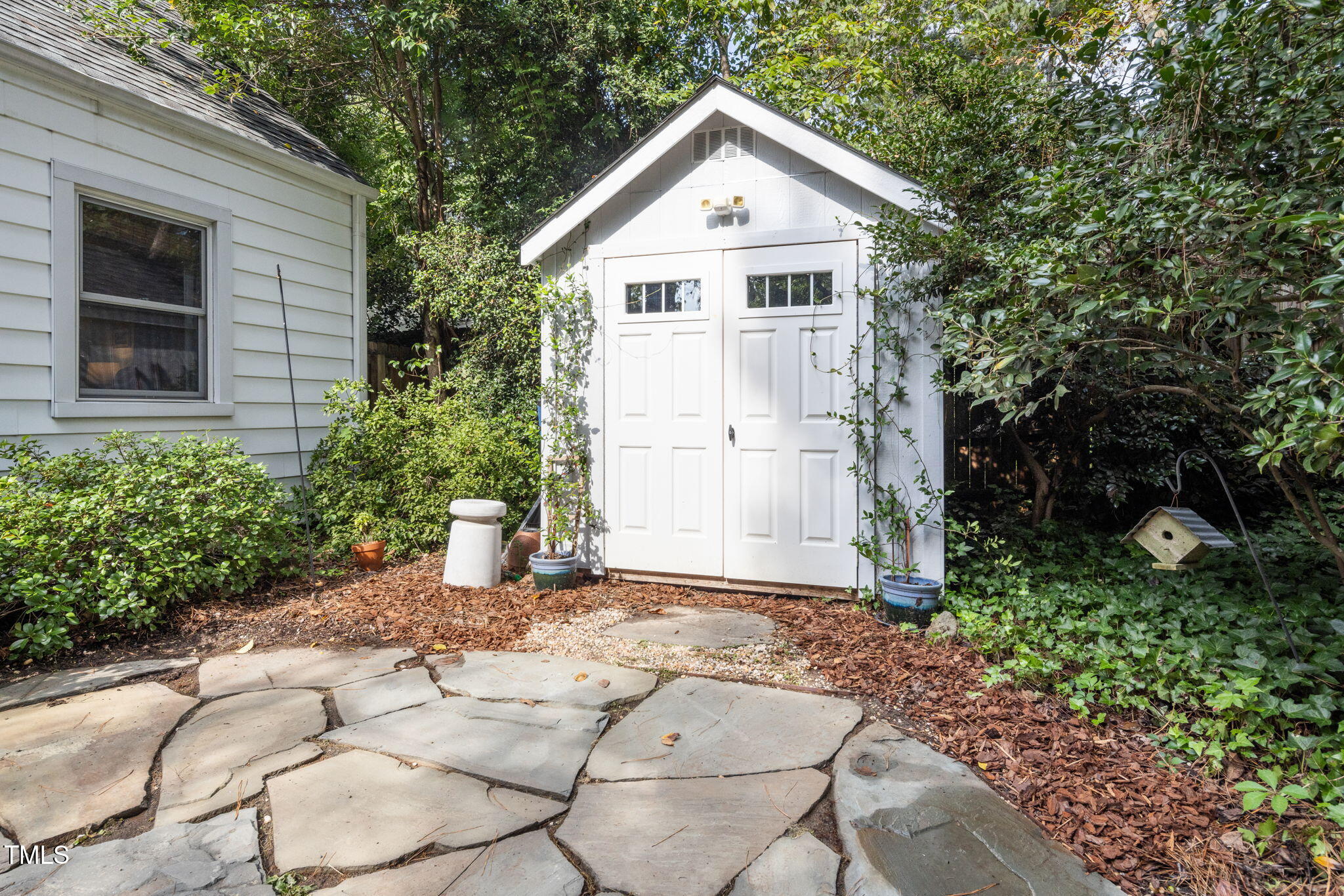 1813 University Drive