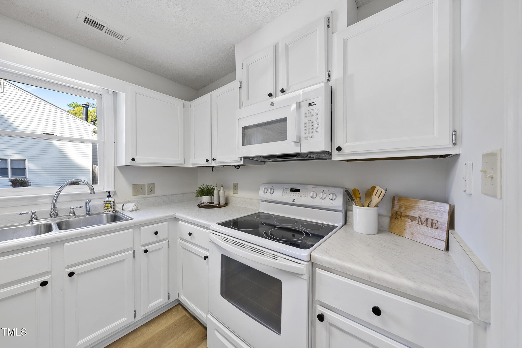 1512 Township Circle