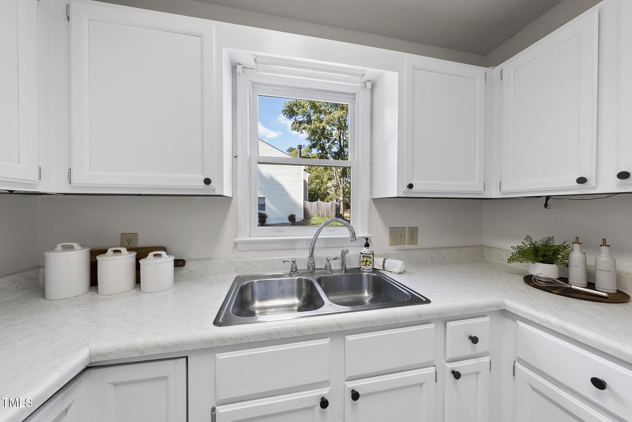 1512 Township Circle