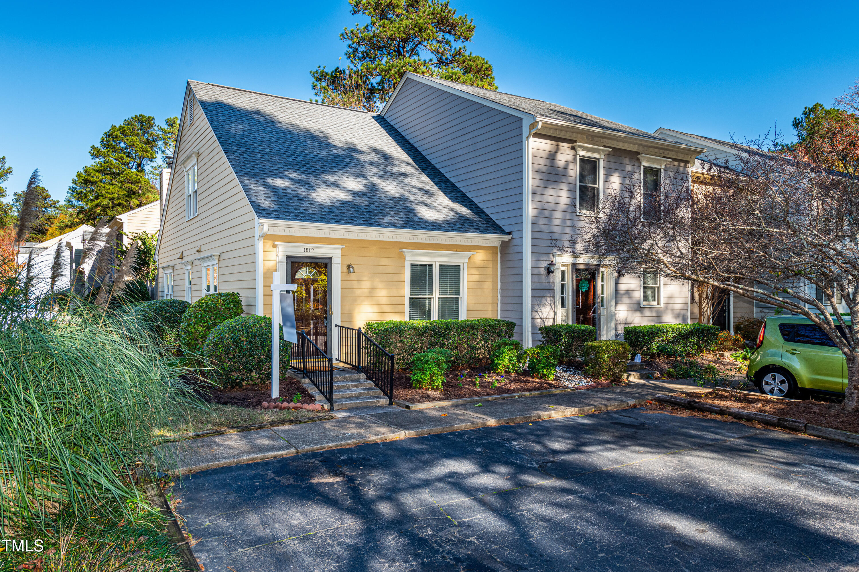 1512 Township Circle