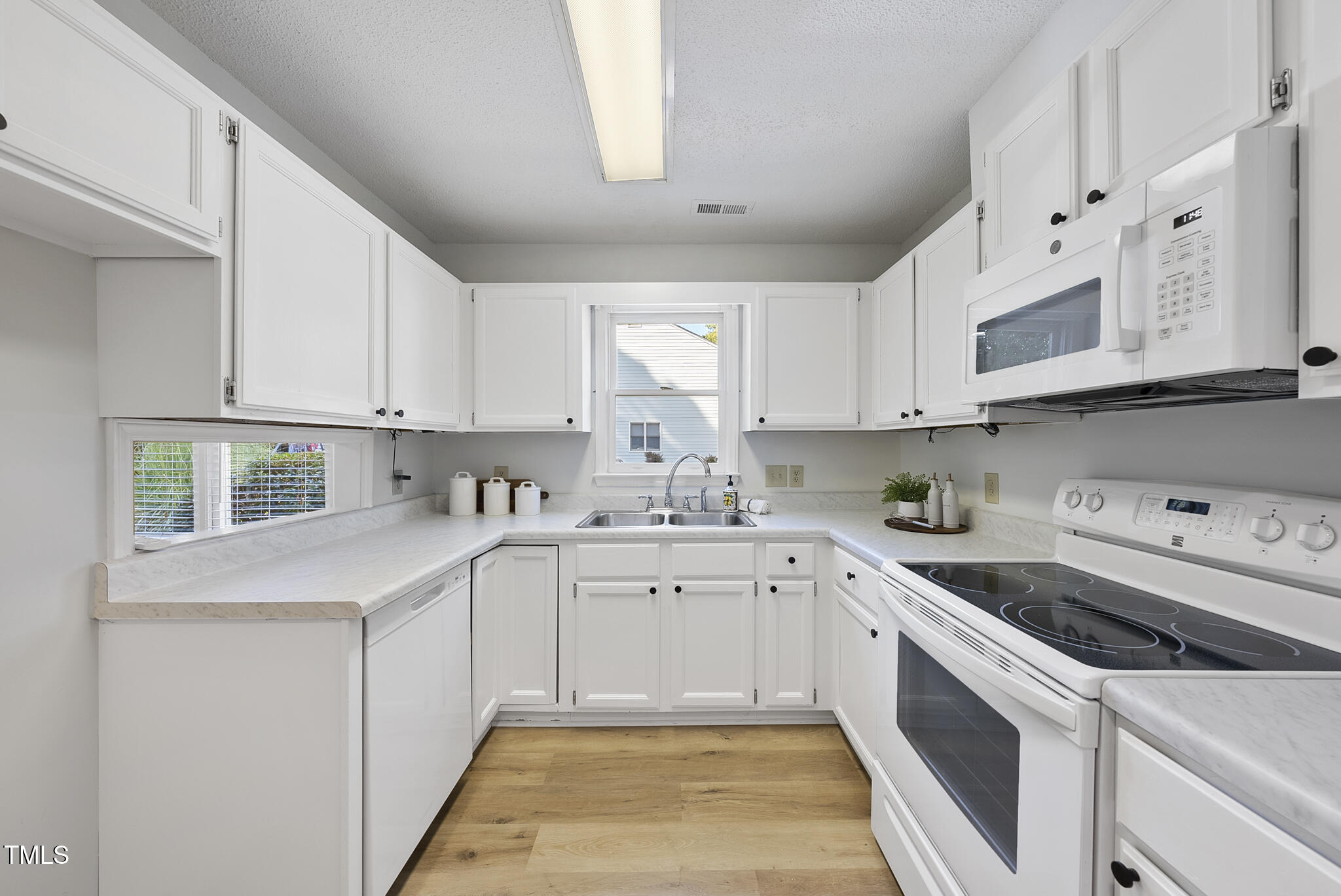 1512 Township Circle