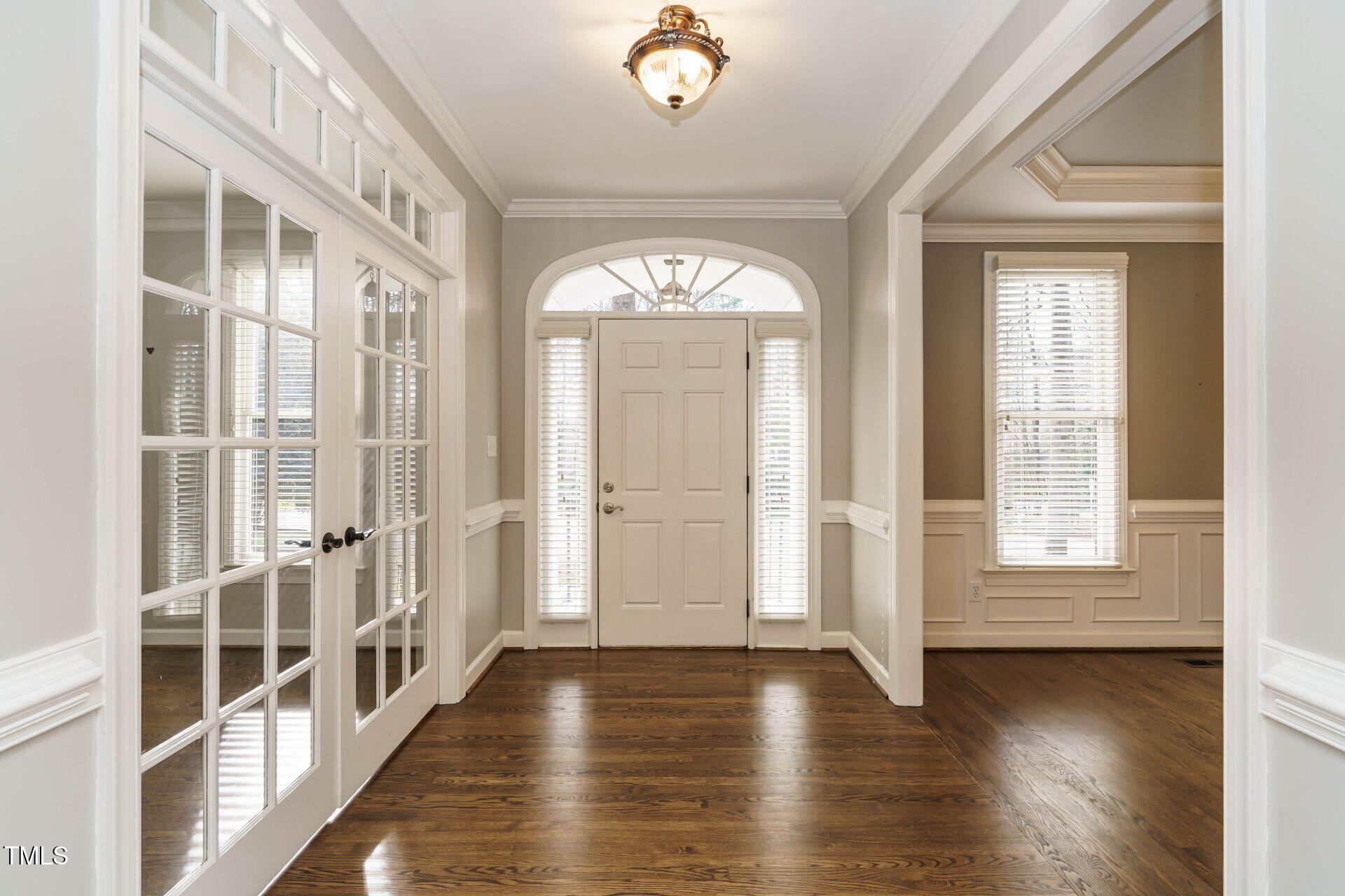 5508 Lake Edge Drive