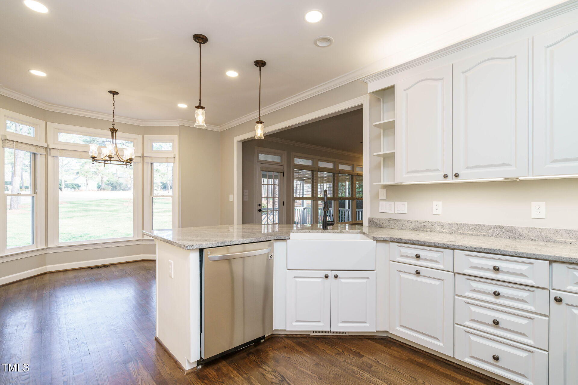 5508 Lake Edge Drive
