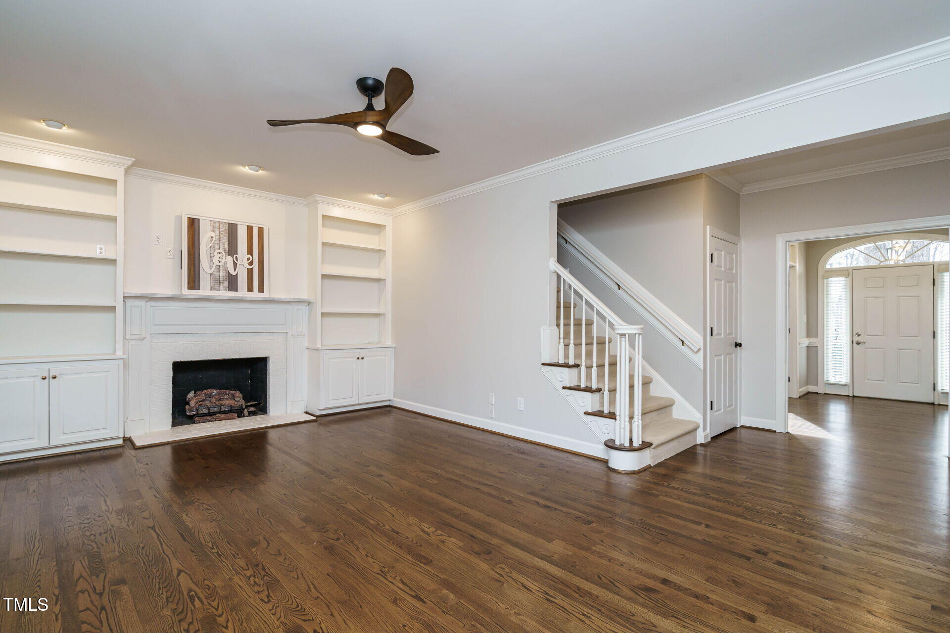 5508 Lake Edge Drive
