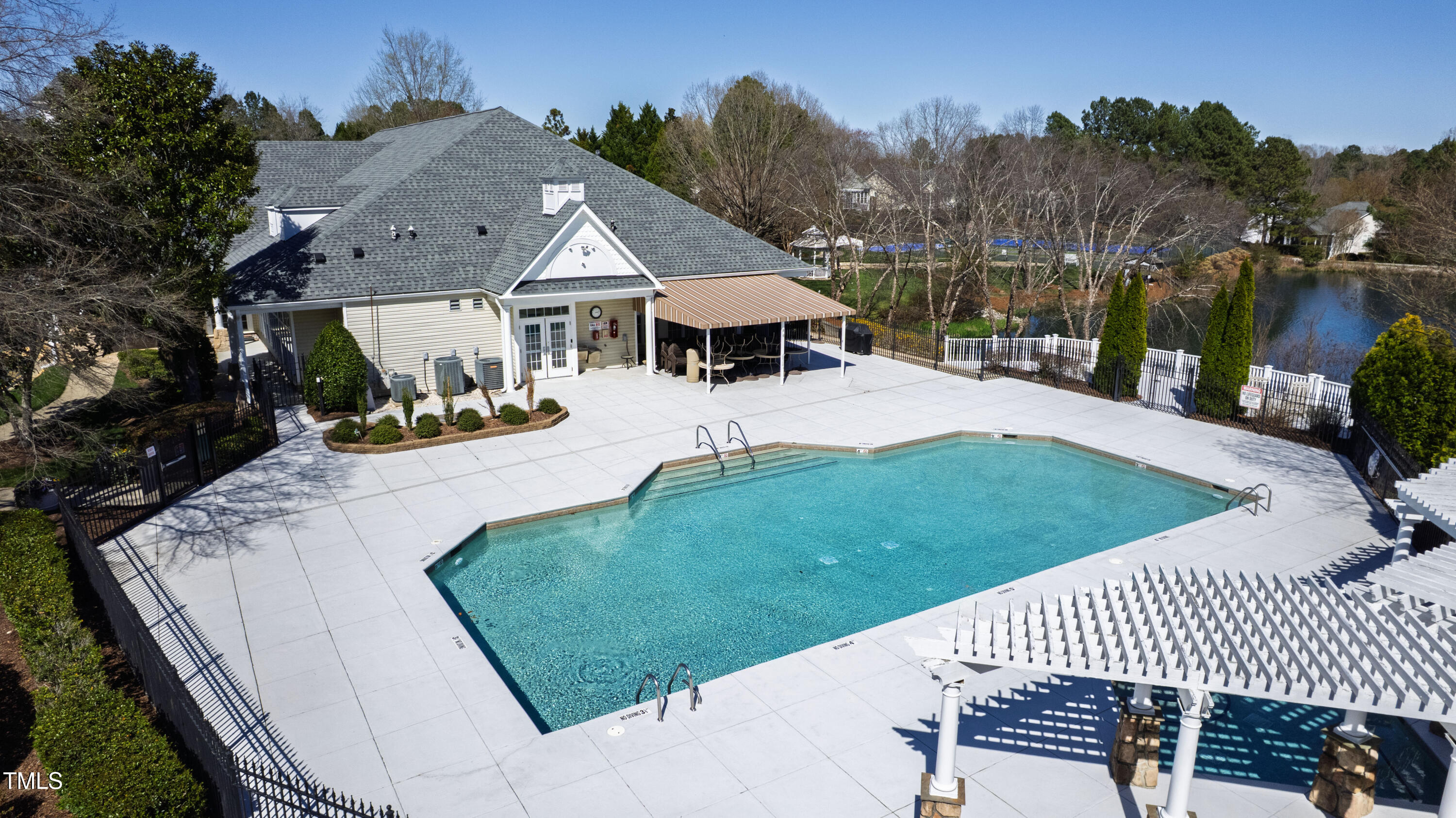 2021 Heritage Pines Drive