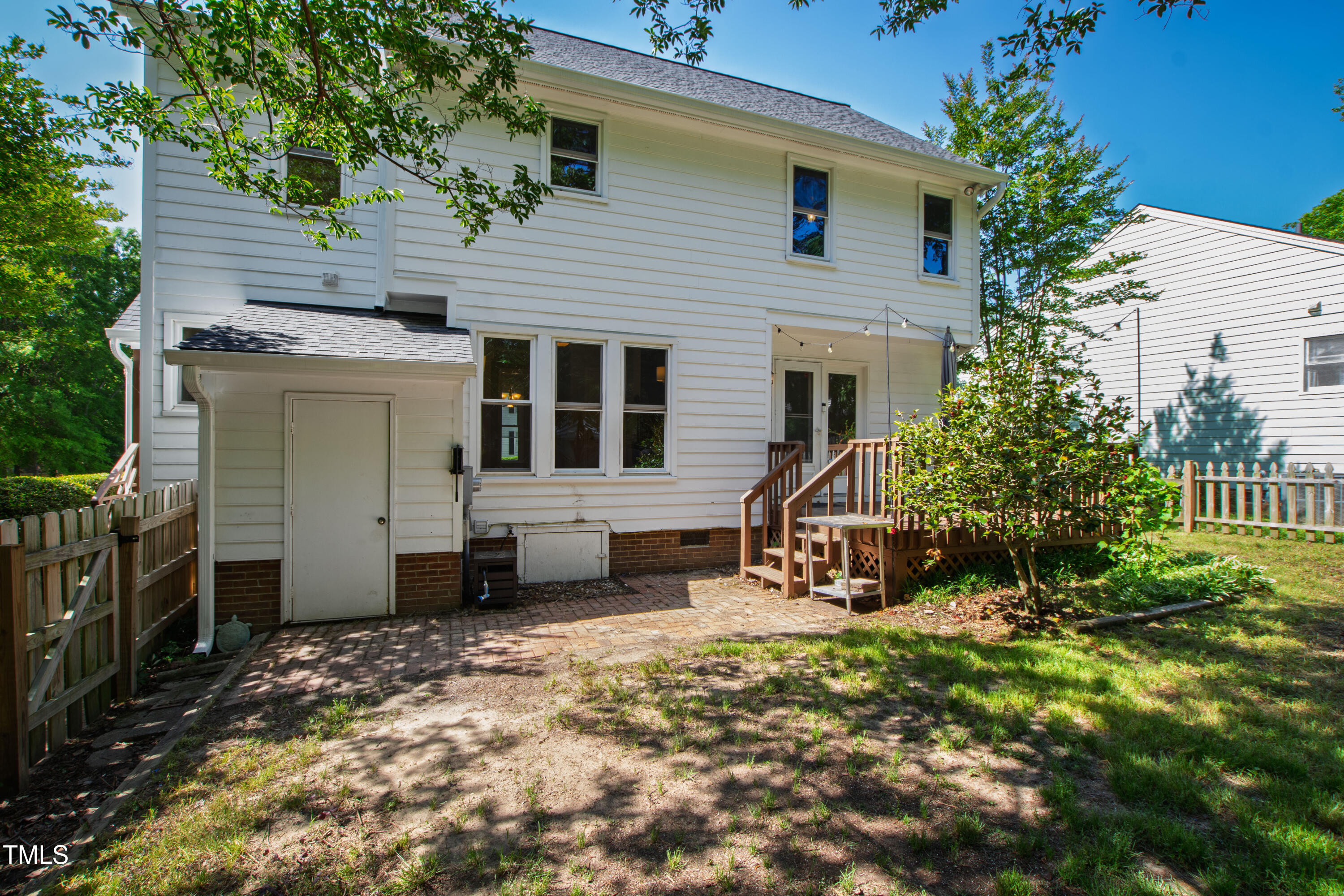 2 Great Oak Court