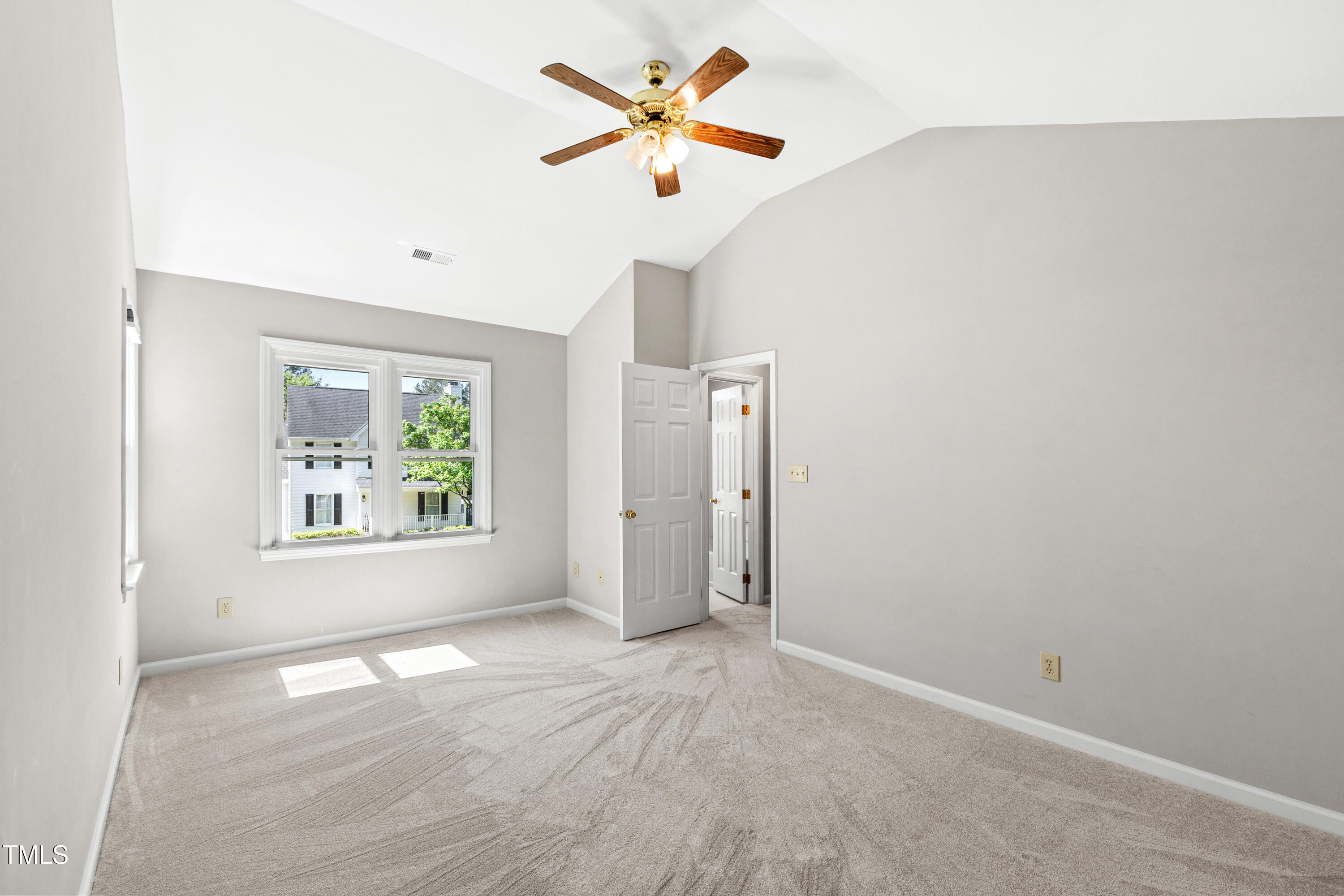 2 Great Oak Court