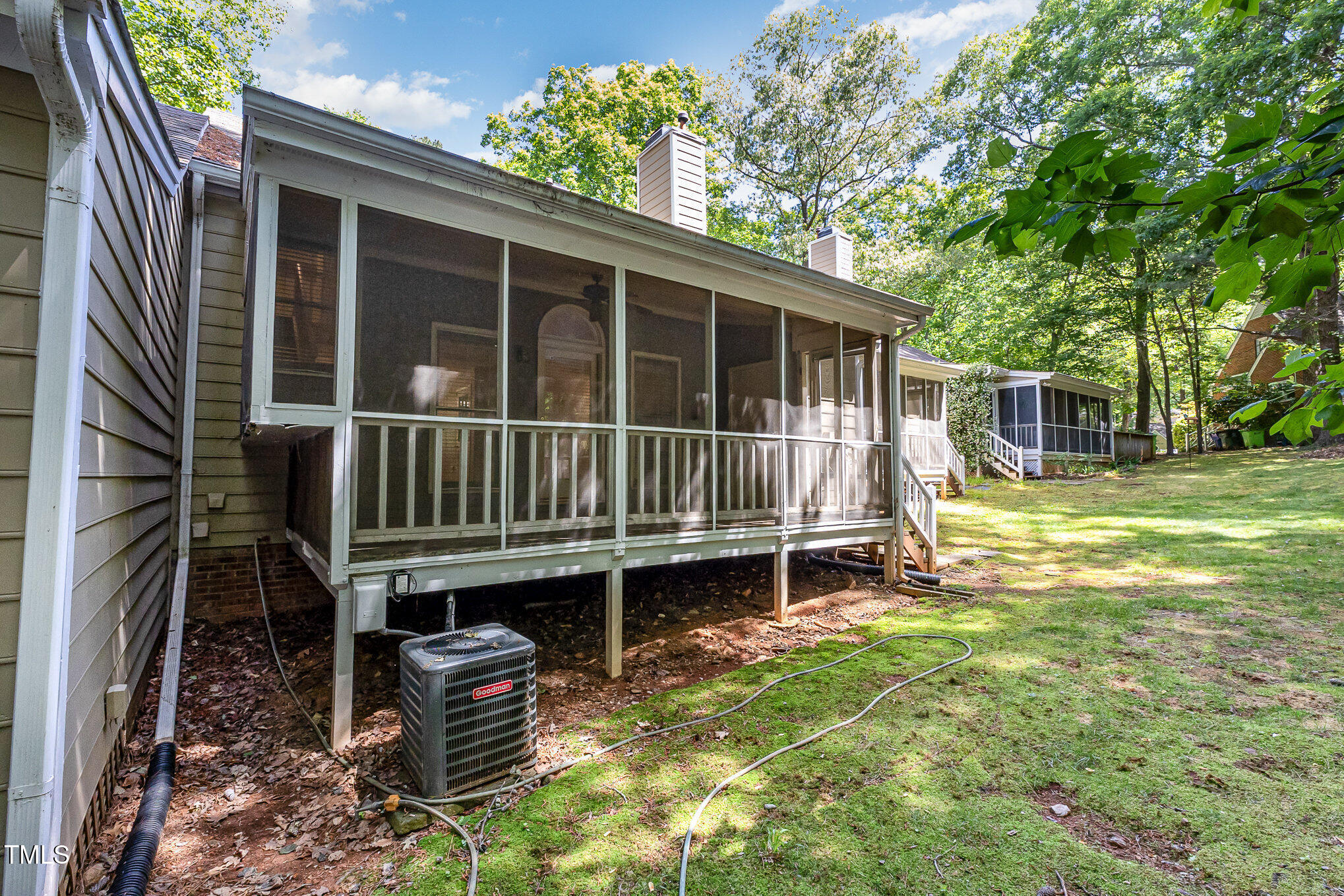 1015 Boathouse Court