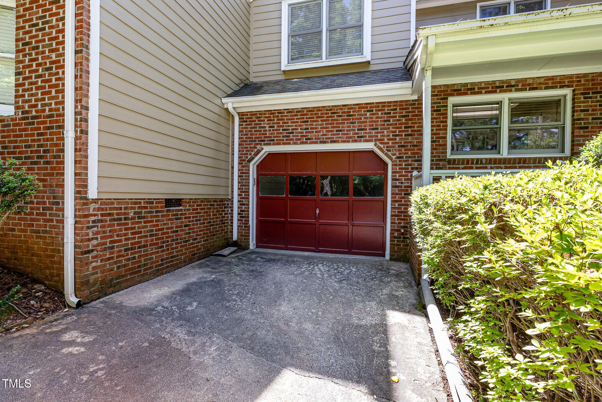 1015 Boathouse Court