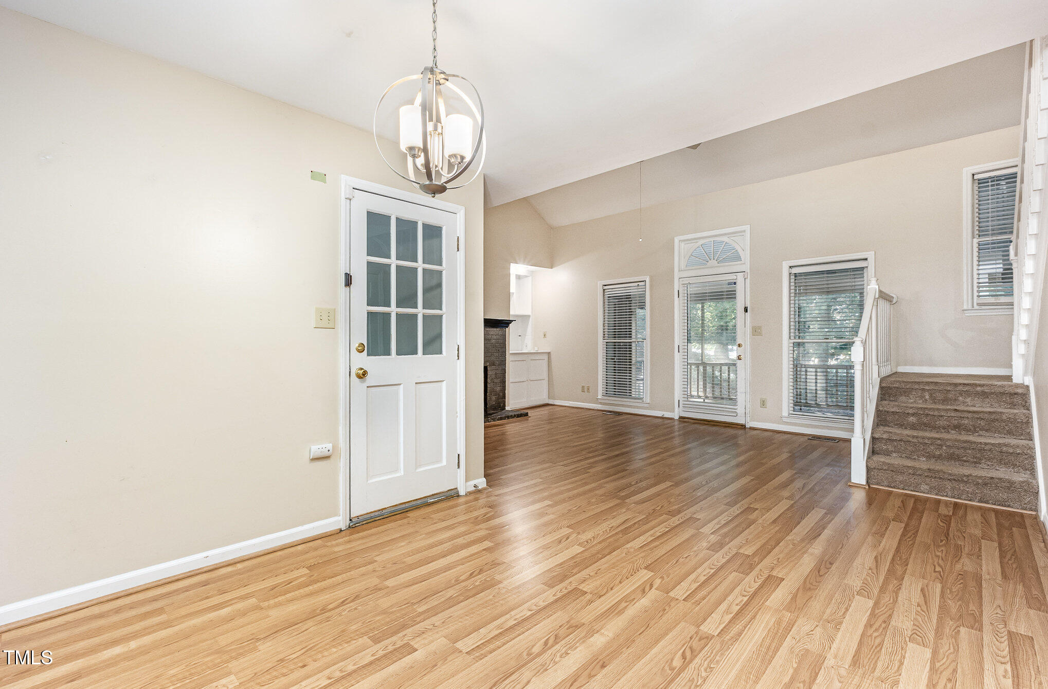 1015 Boathouse Court