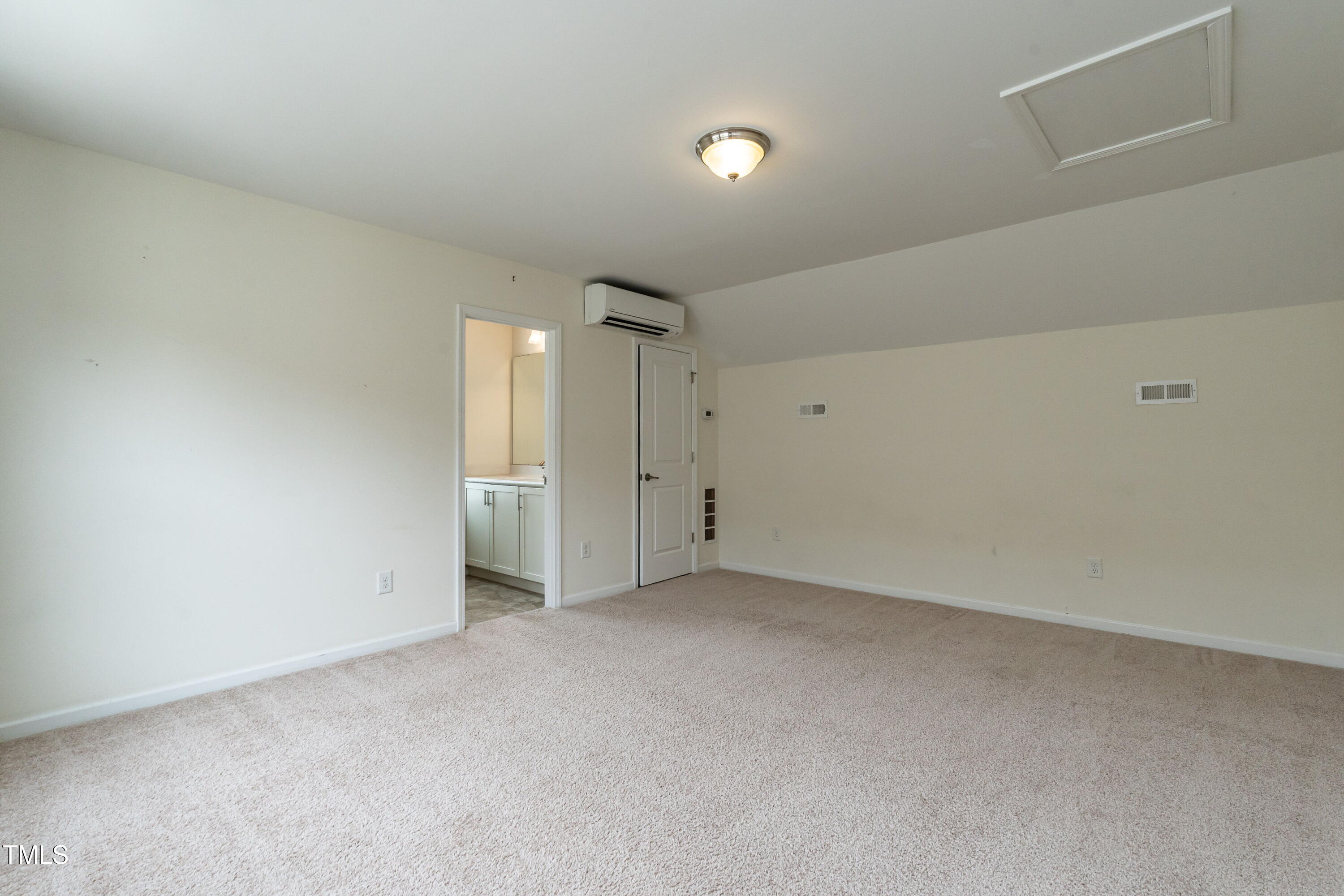 5638 Wade Park Boulevard