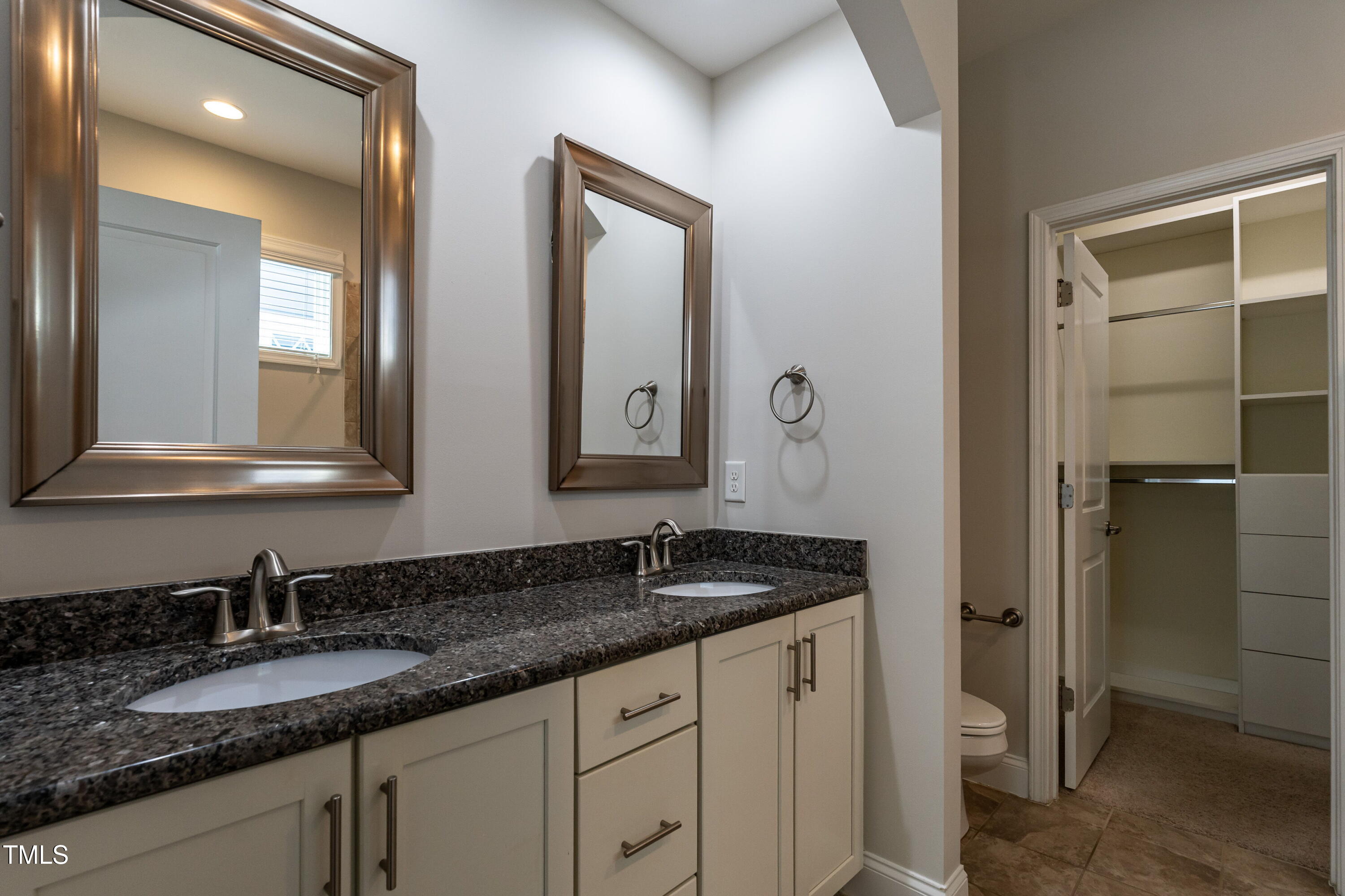 5638 Wade Park Boulevard