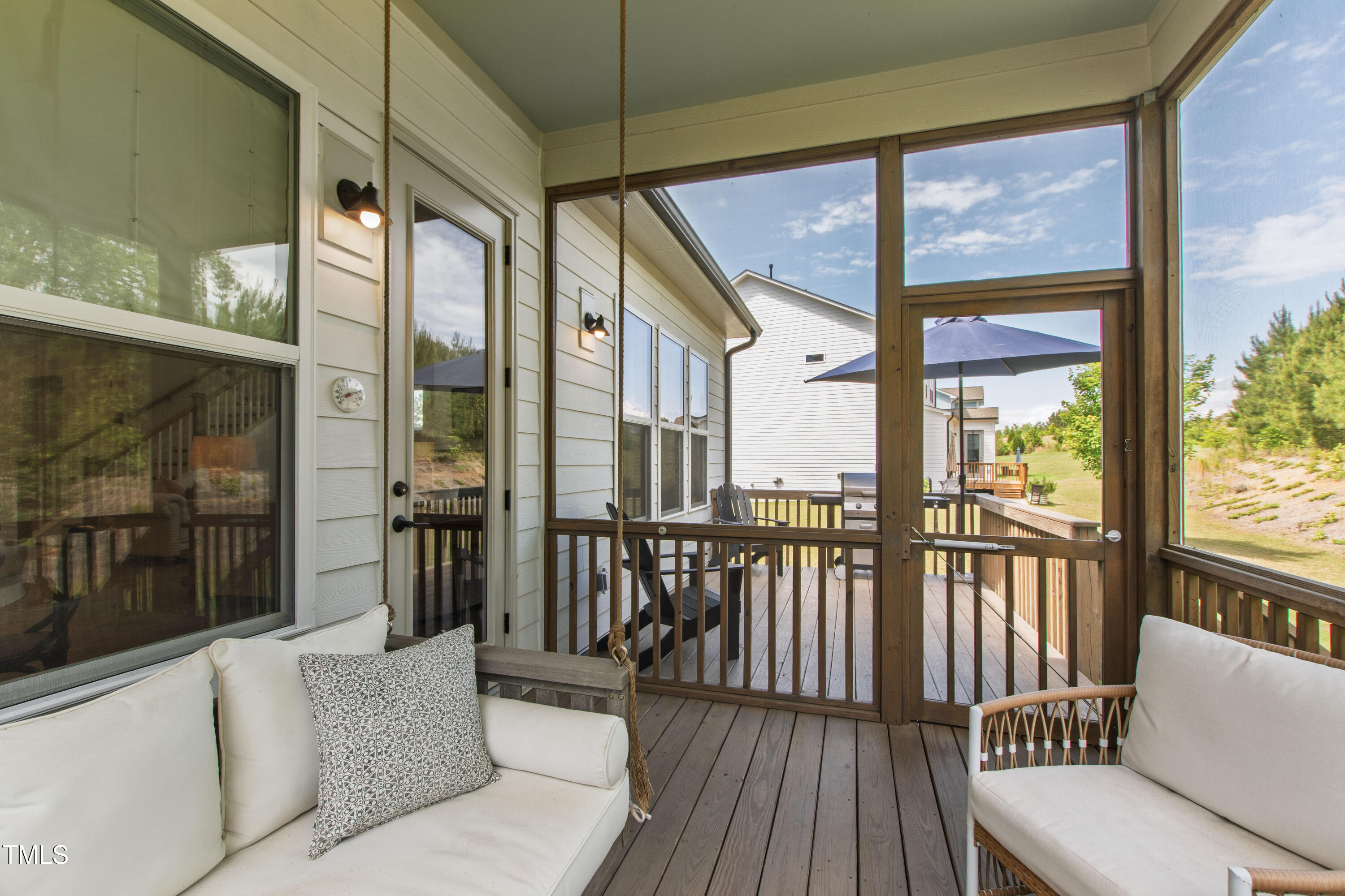 1928 Vandiver Way