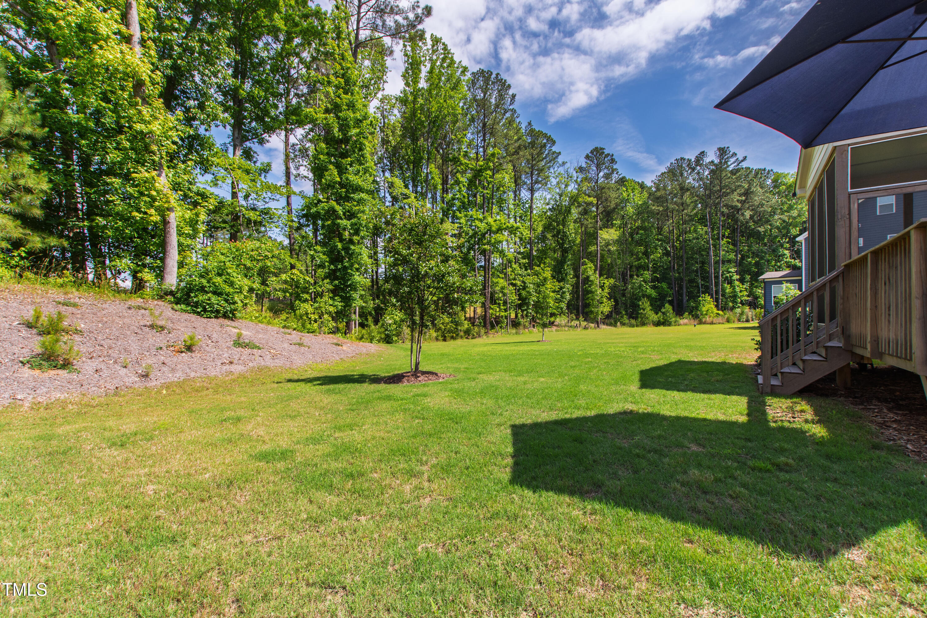 1928 Vandiver Way