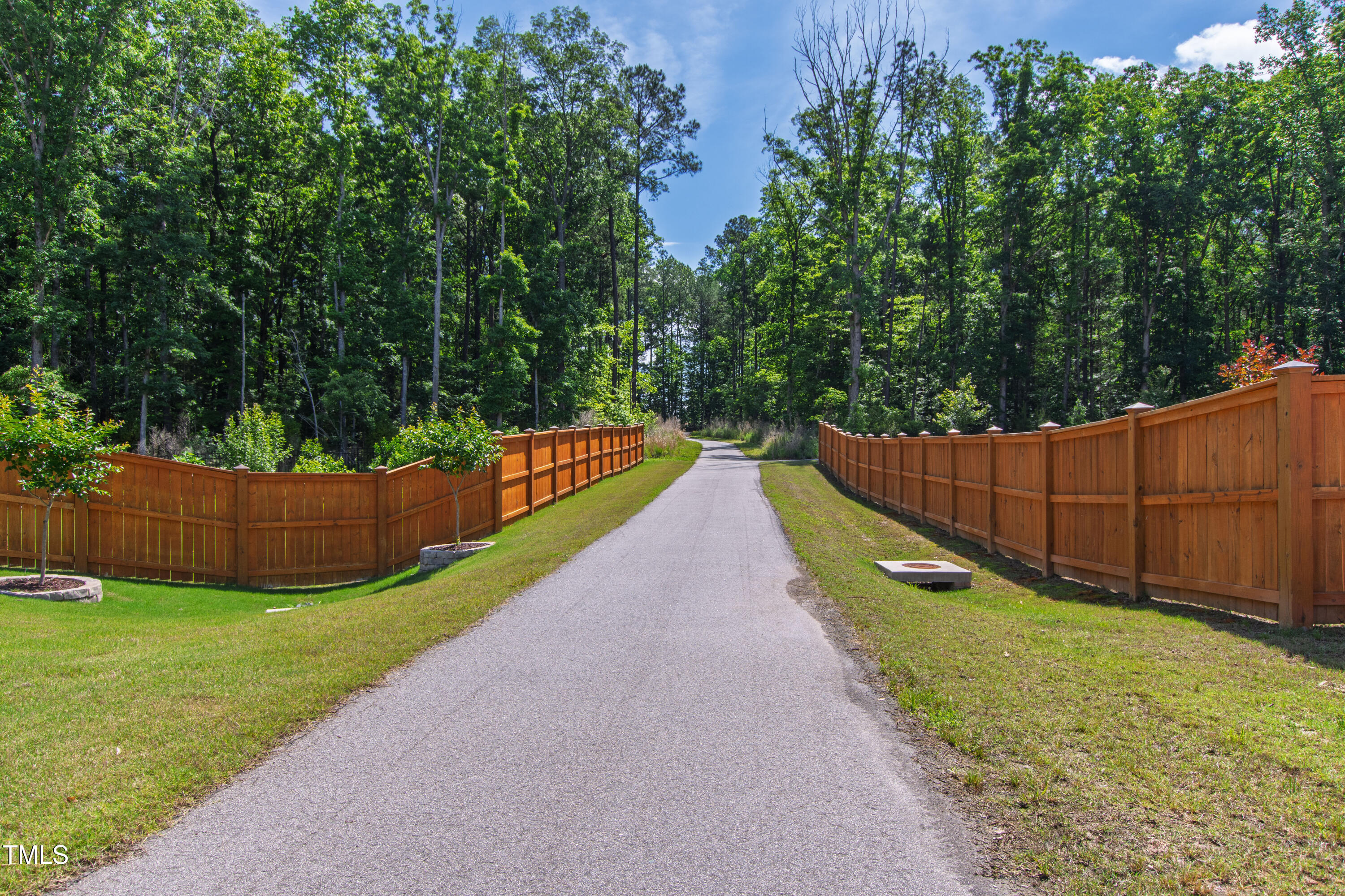 1928 Vandiver Way