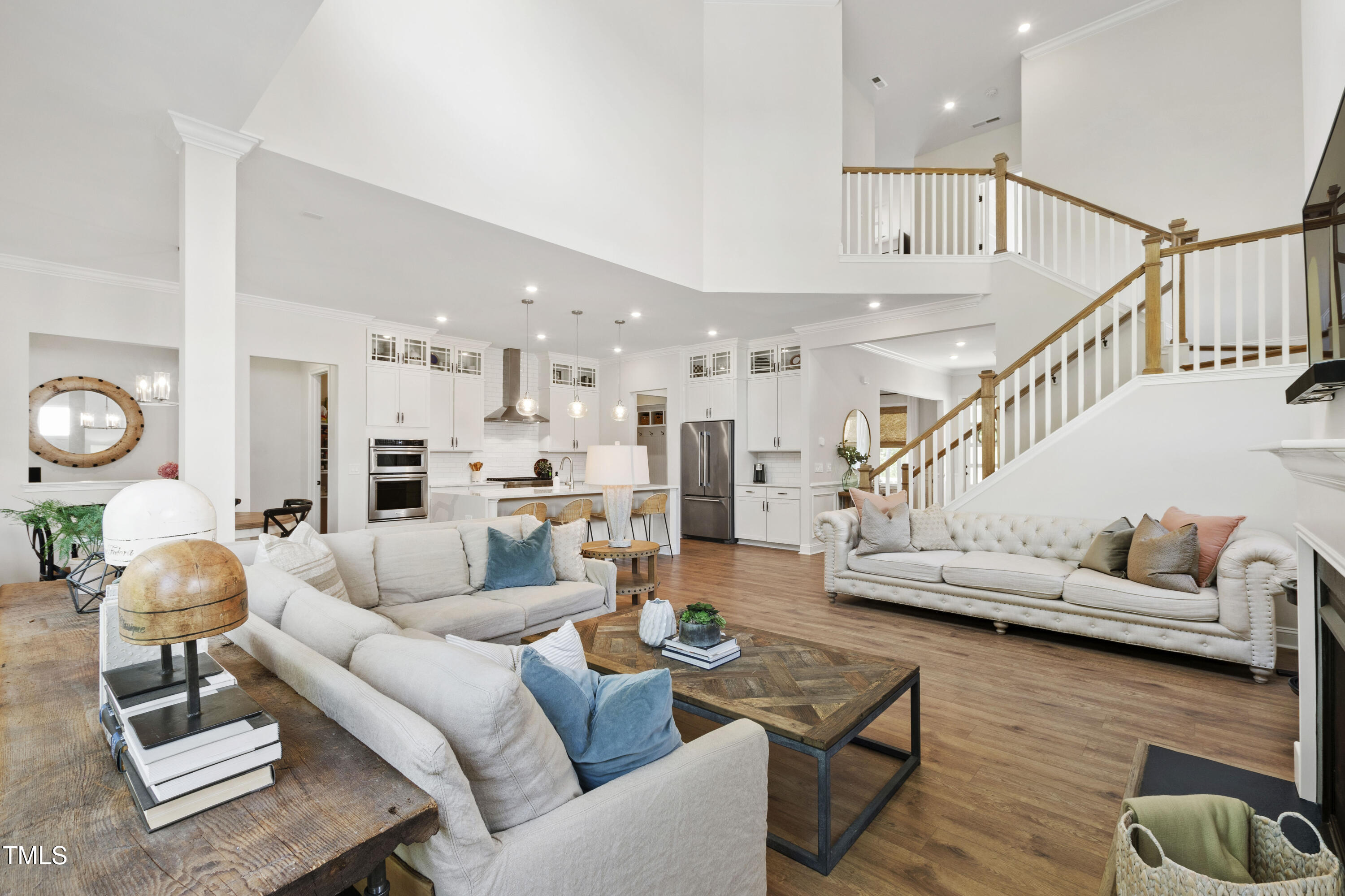 1928 Vandiver Way