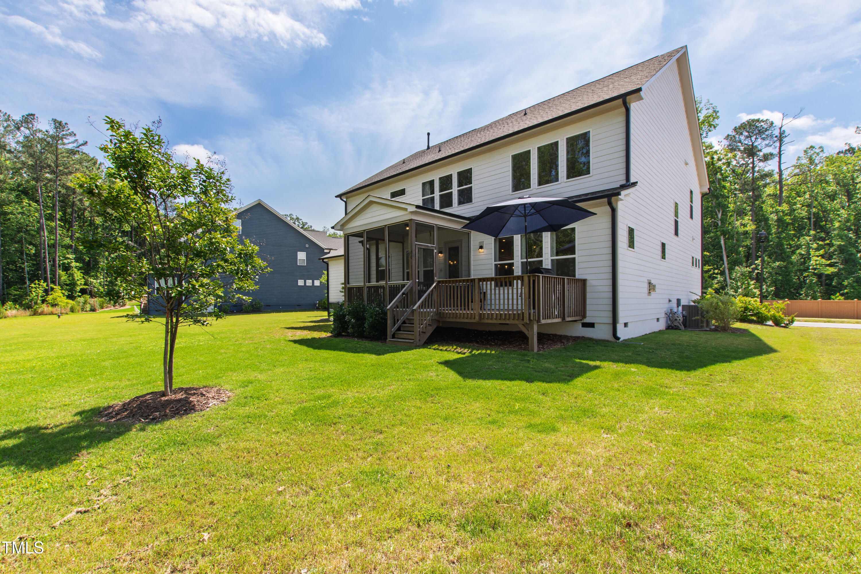 1928 Vandiver Way