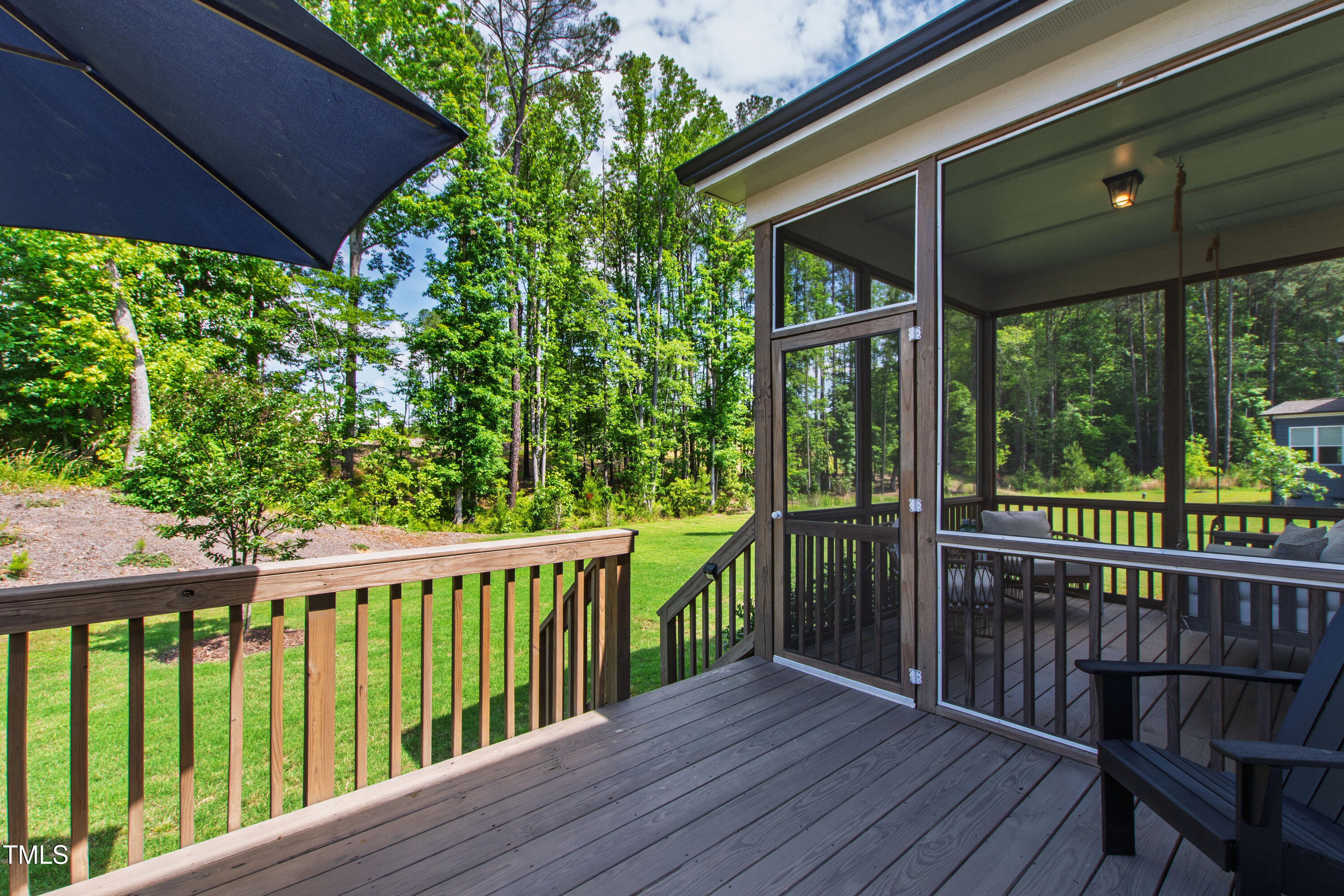 1928 Vandiver Way