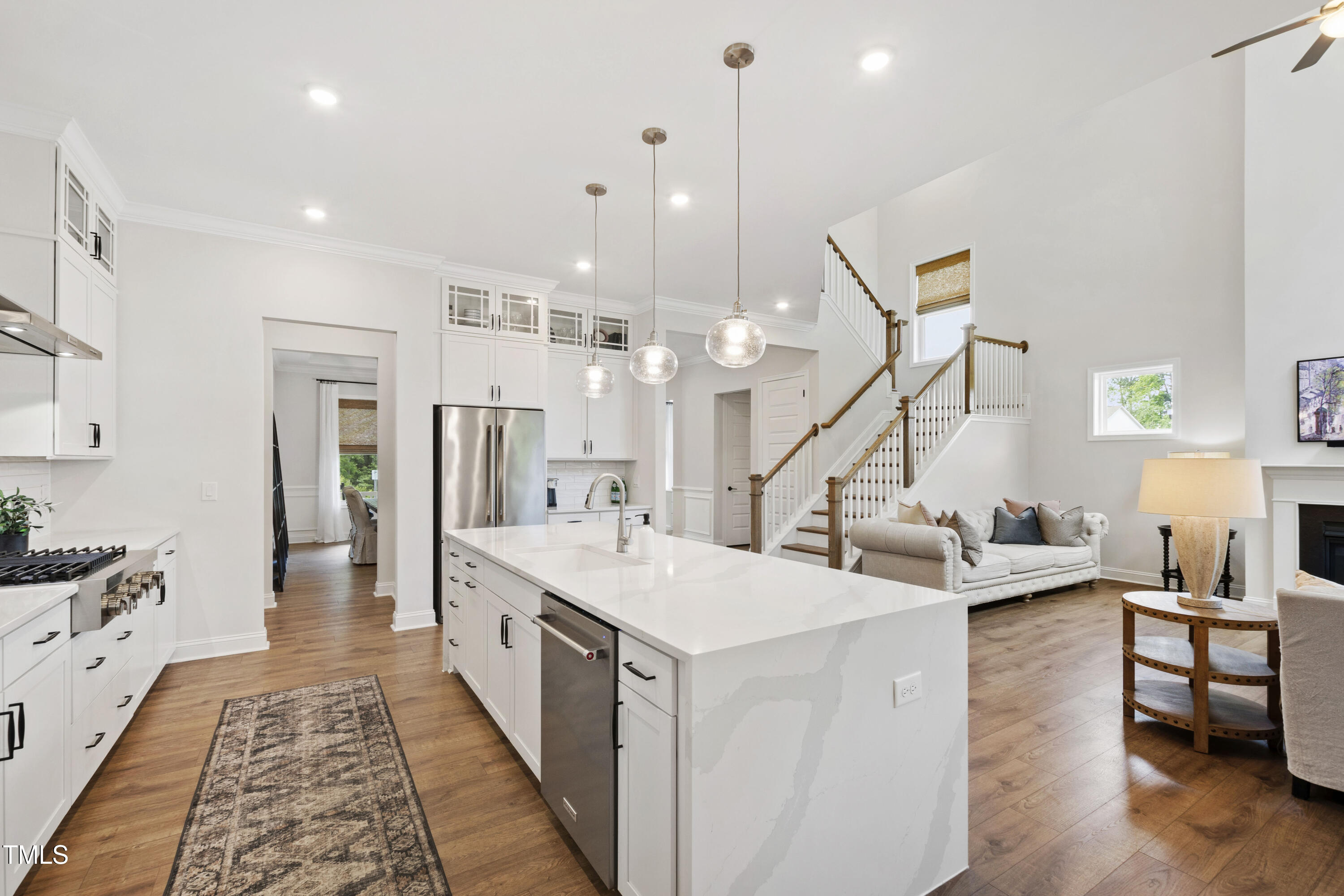 1928 Vandiver Way