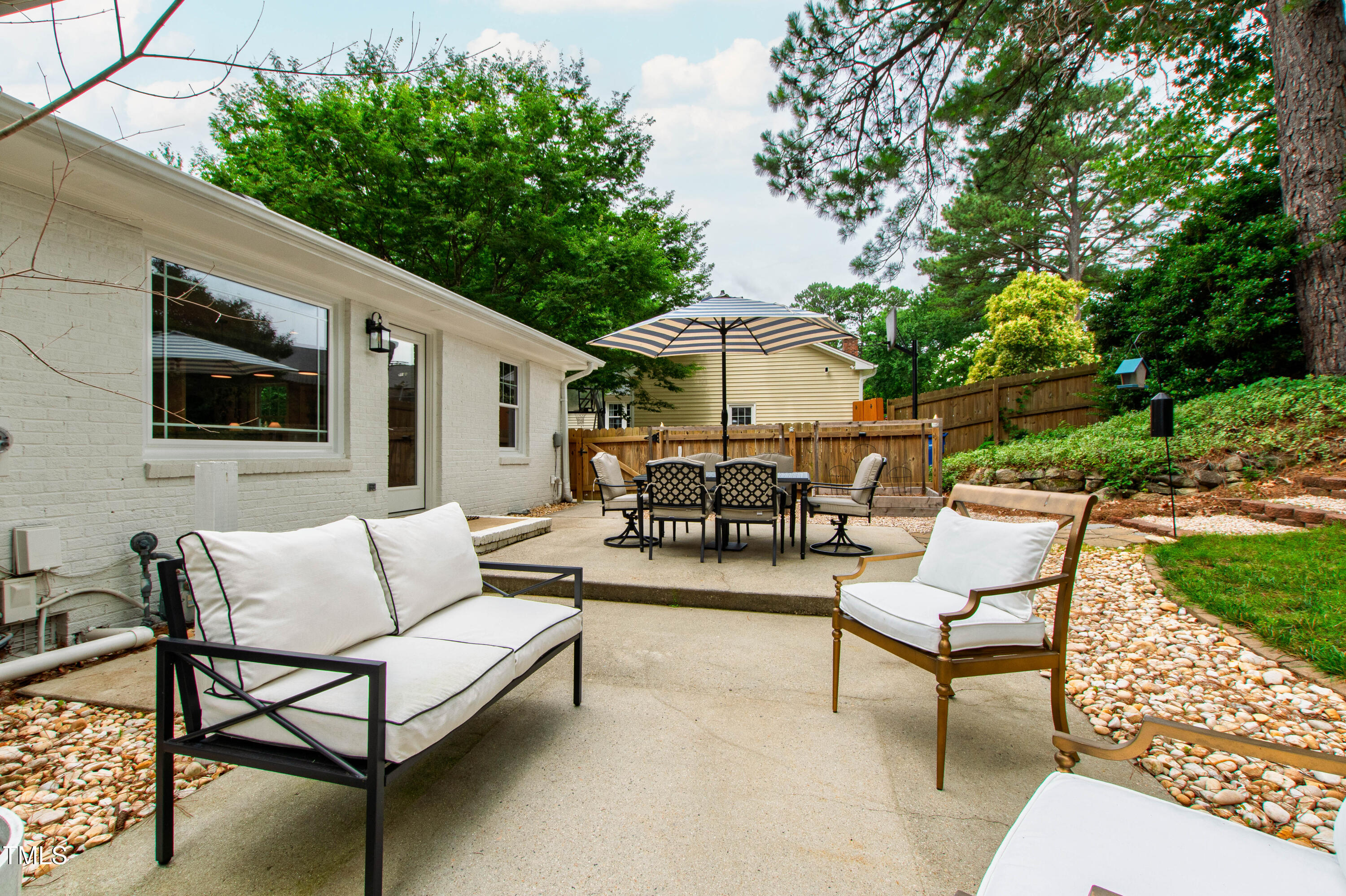 433 Rosehaven Drive