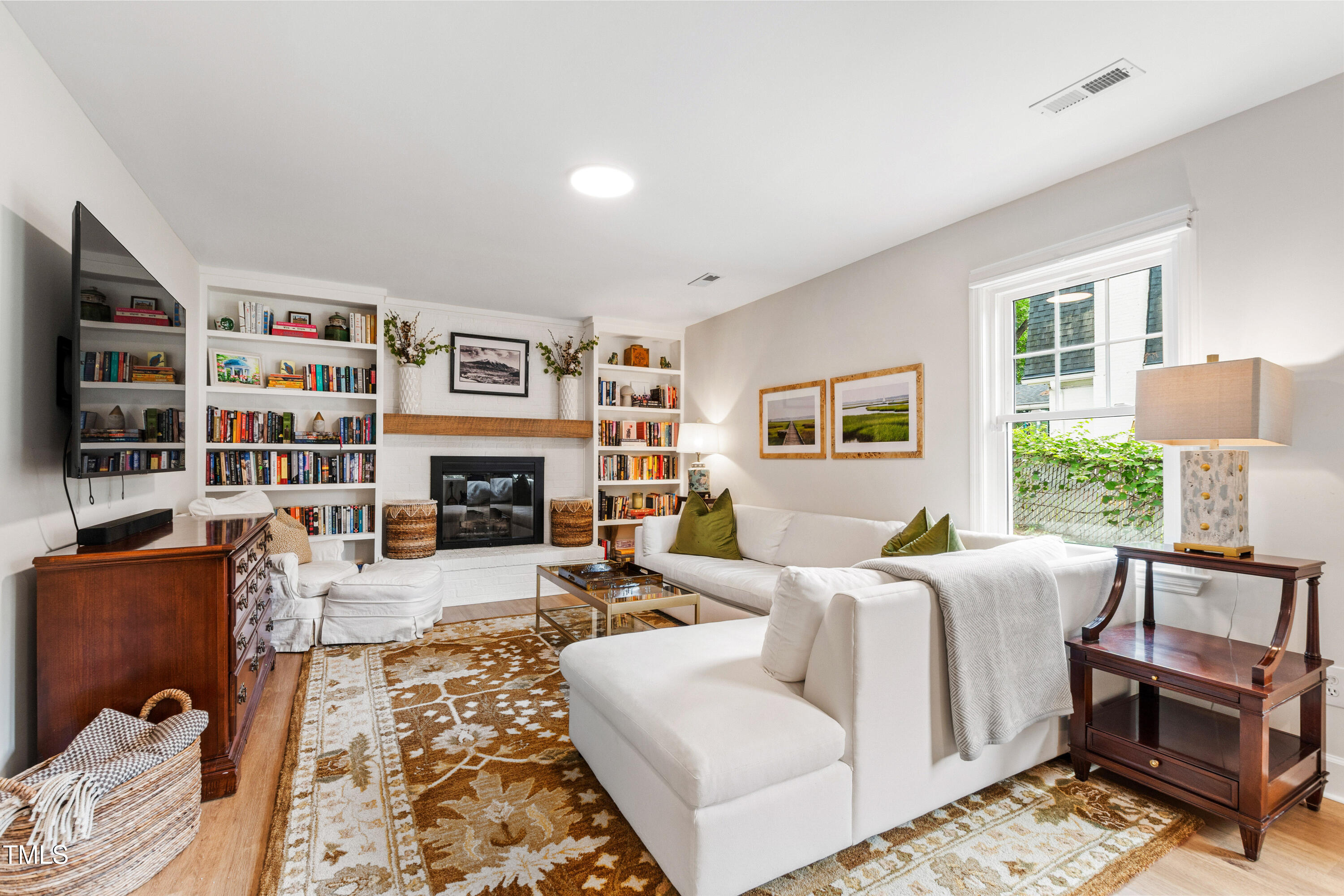 433 Rosehaven Drive
