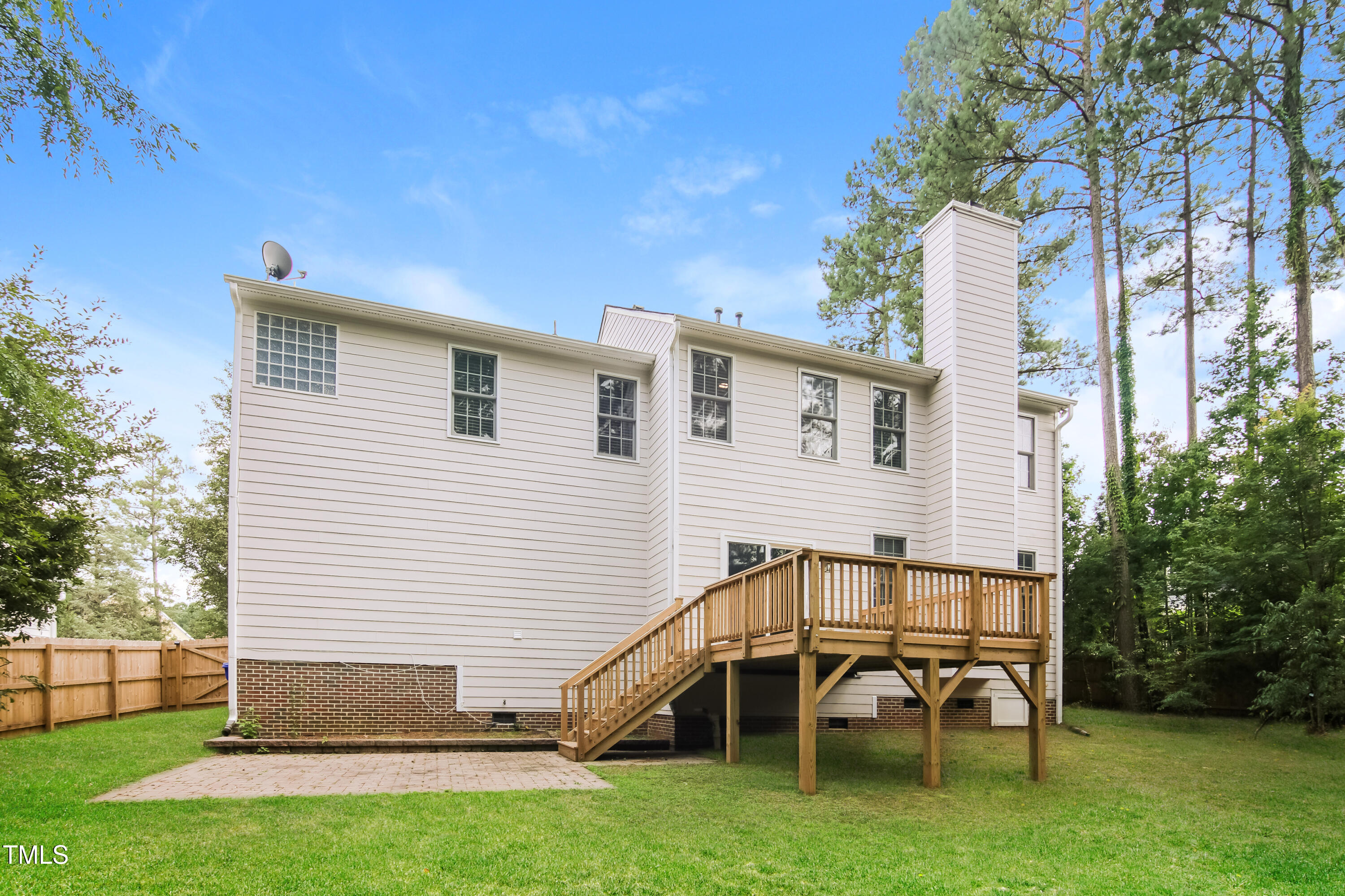 616 Cheselden Drive