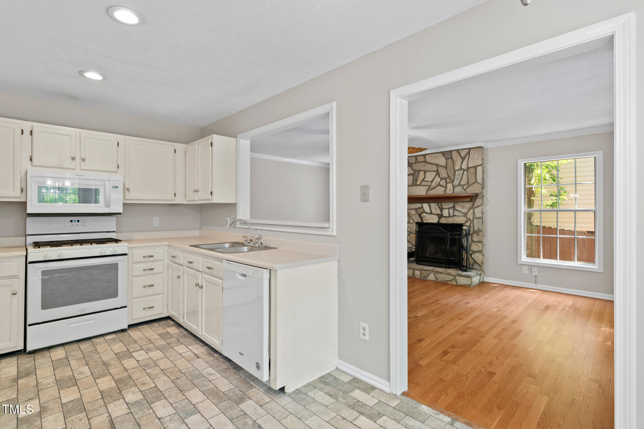 125 Montibello Drive