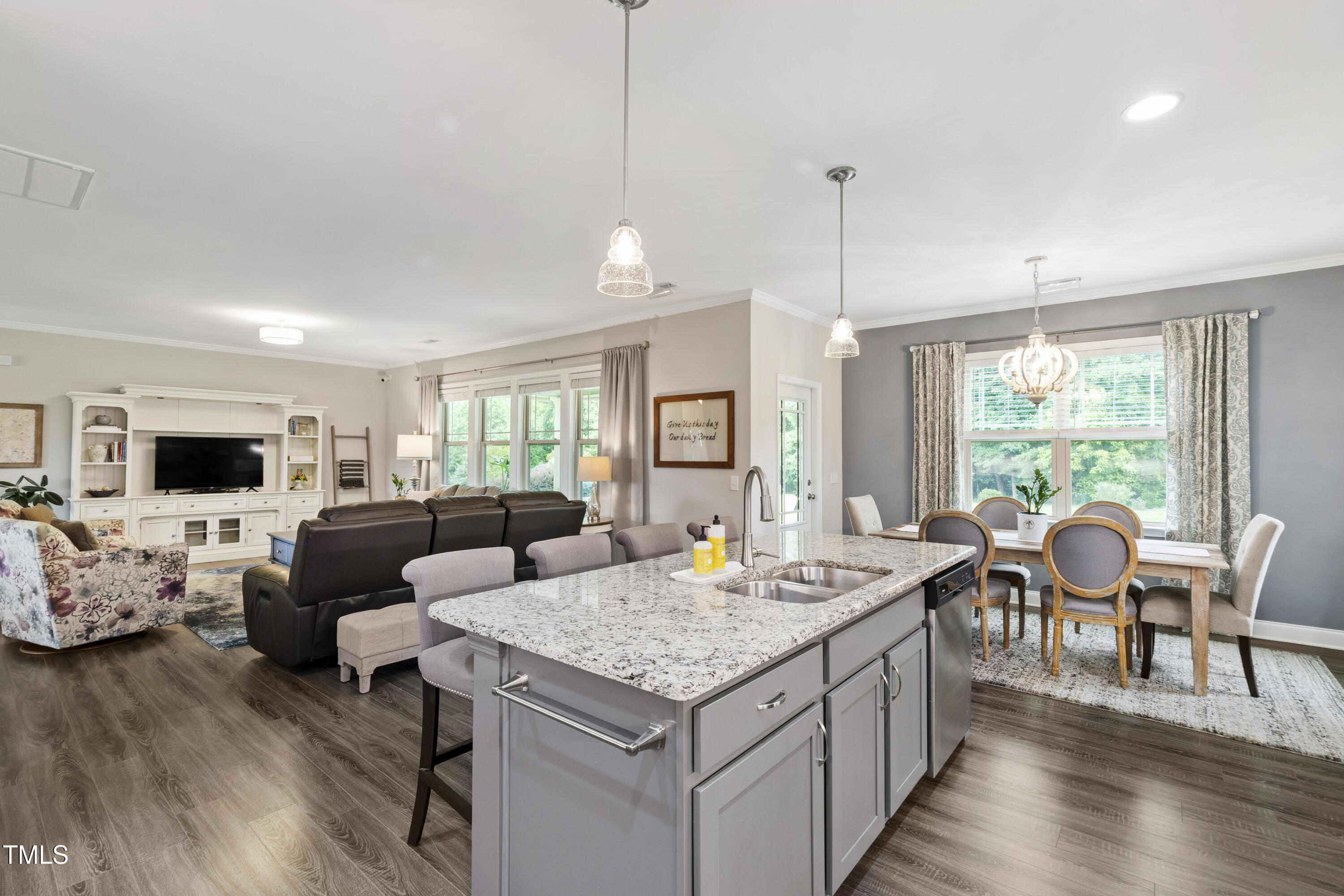 6 Fieldsview Drive