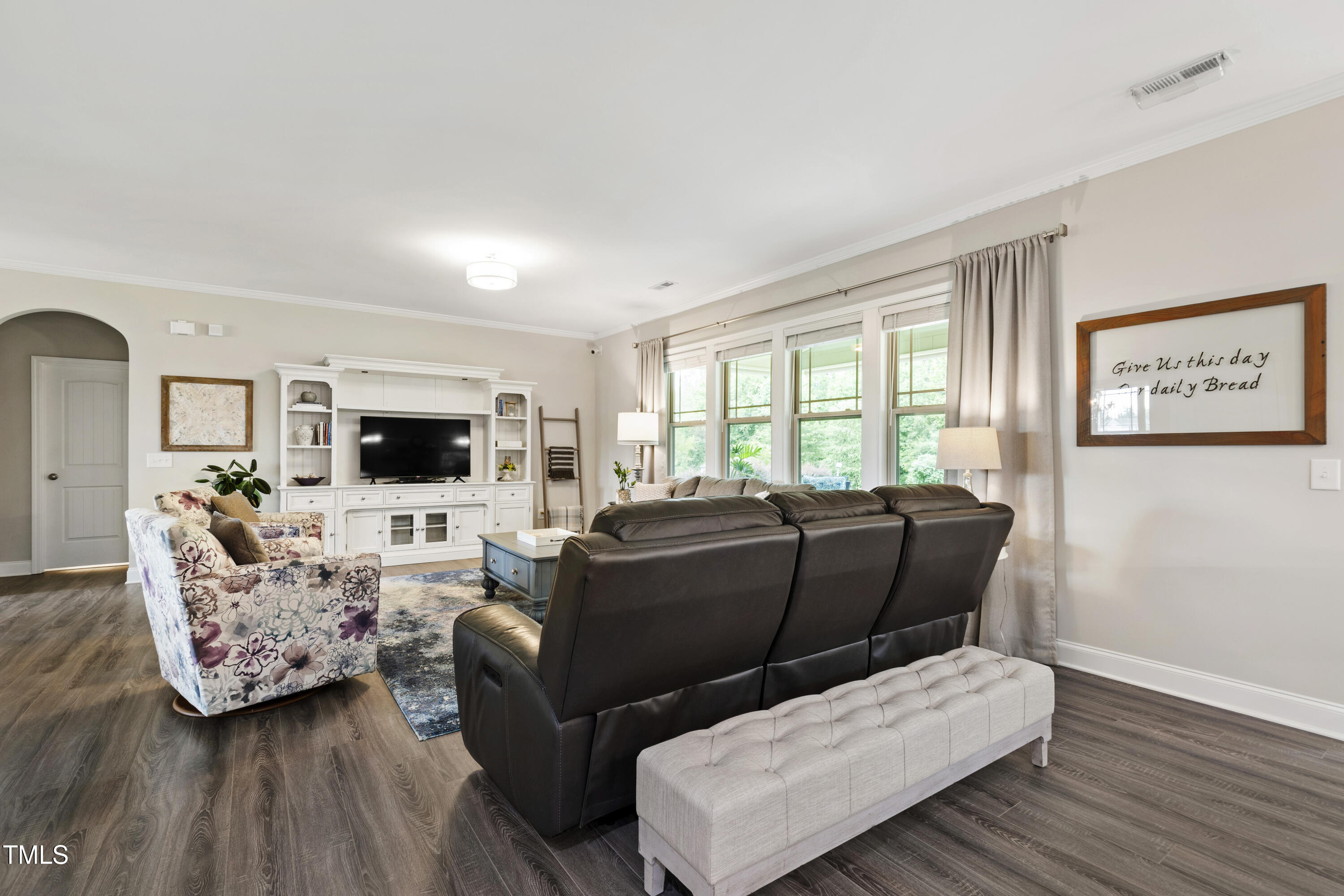 6 Fieldsview Drive