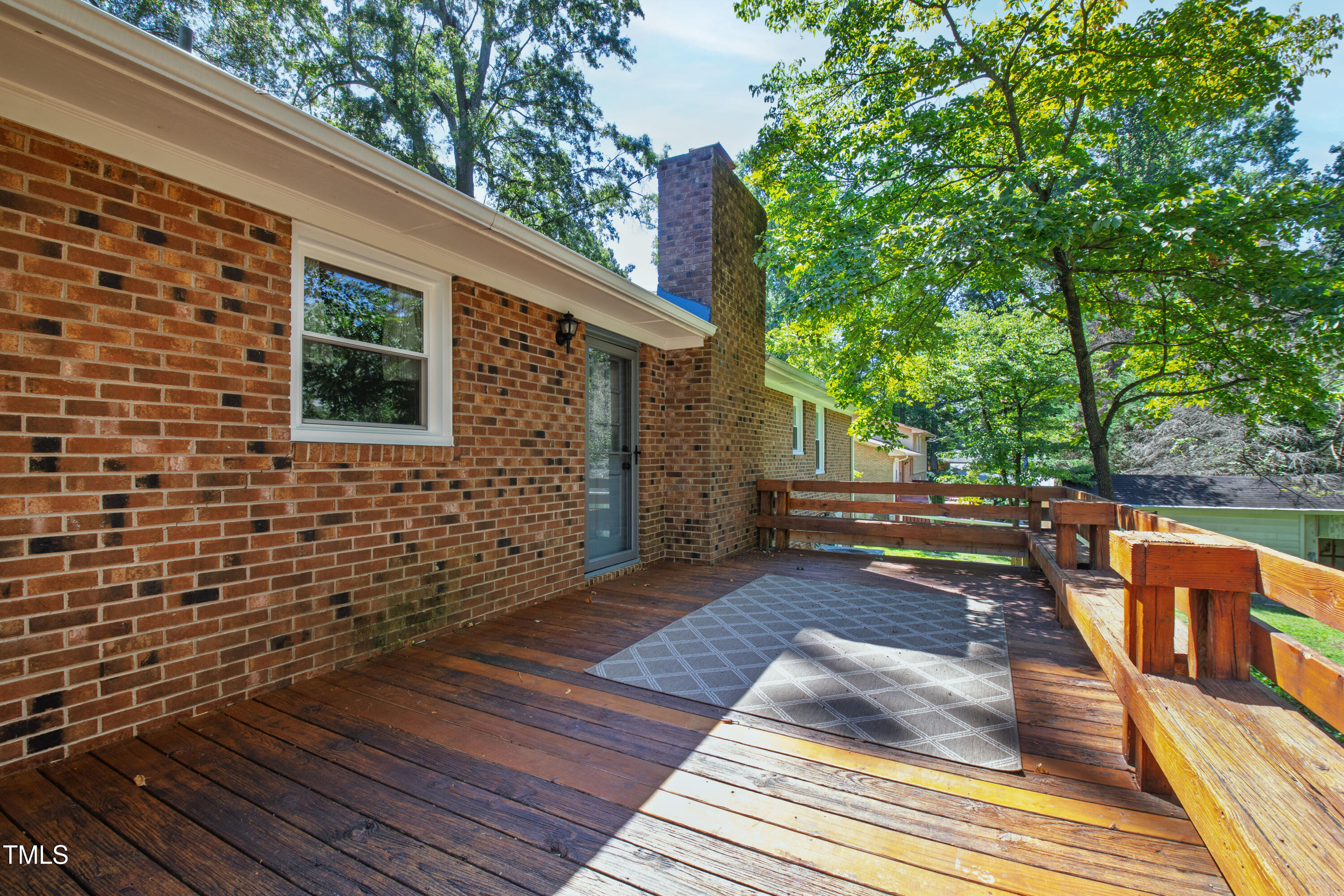 4606 Greenbrier Road