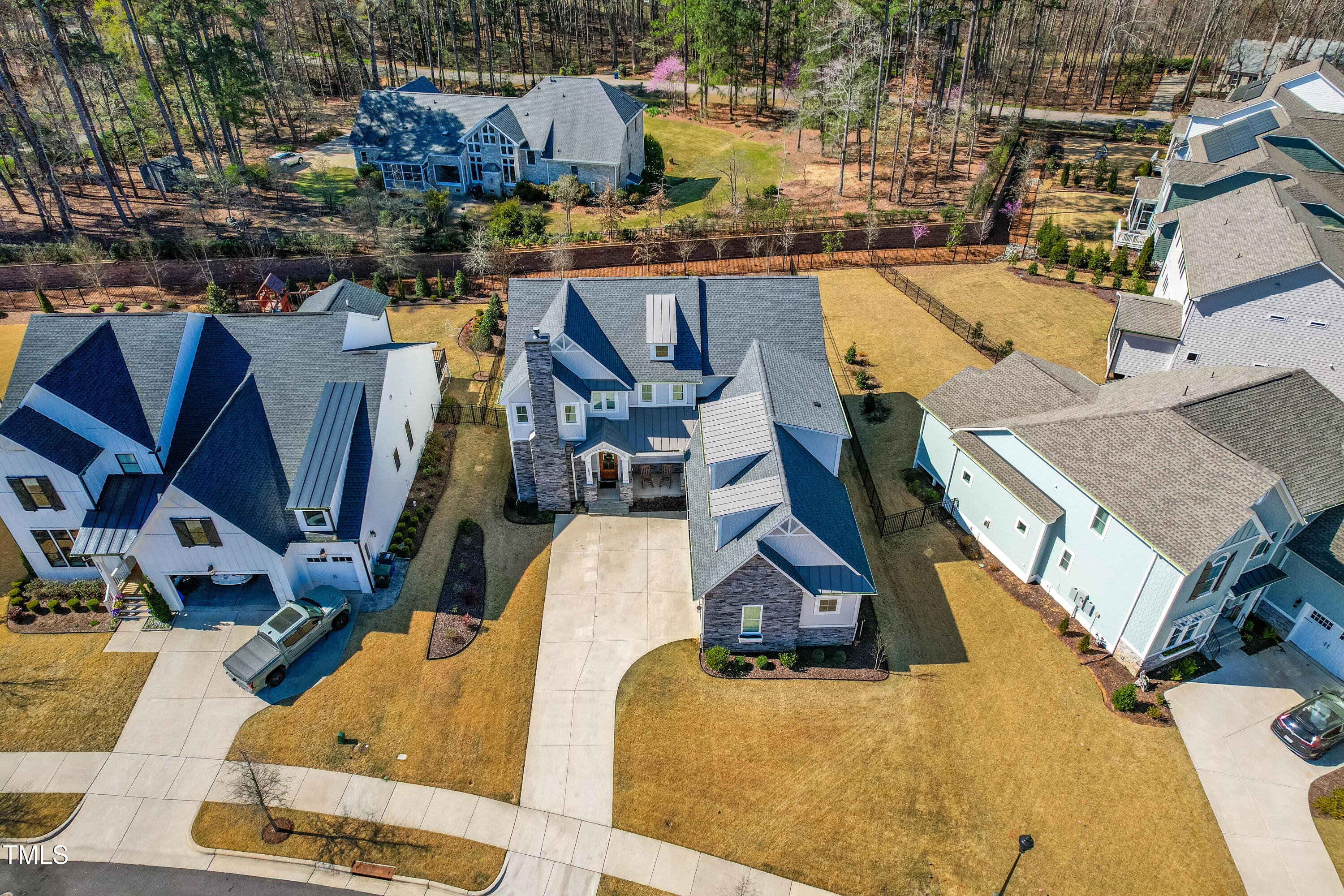 3847 Stoneridge Forest Drive