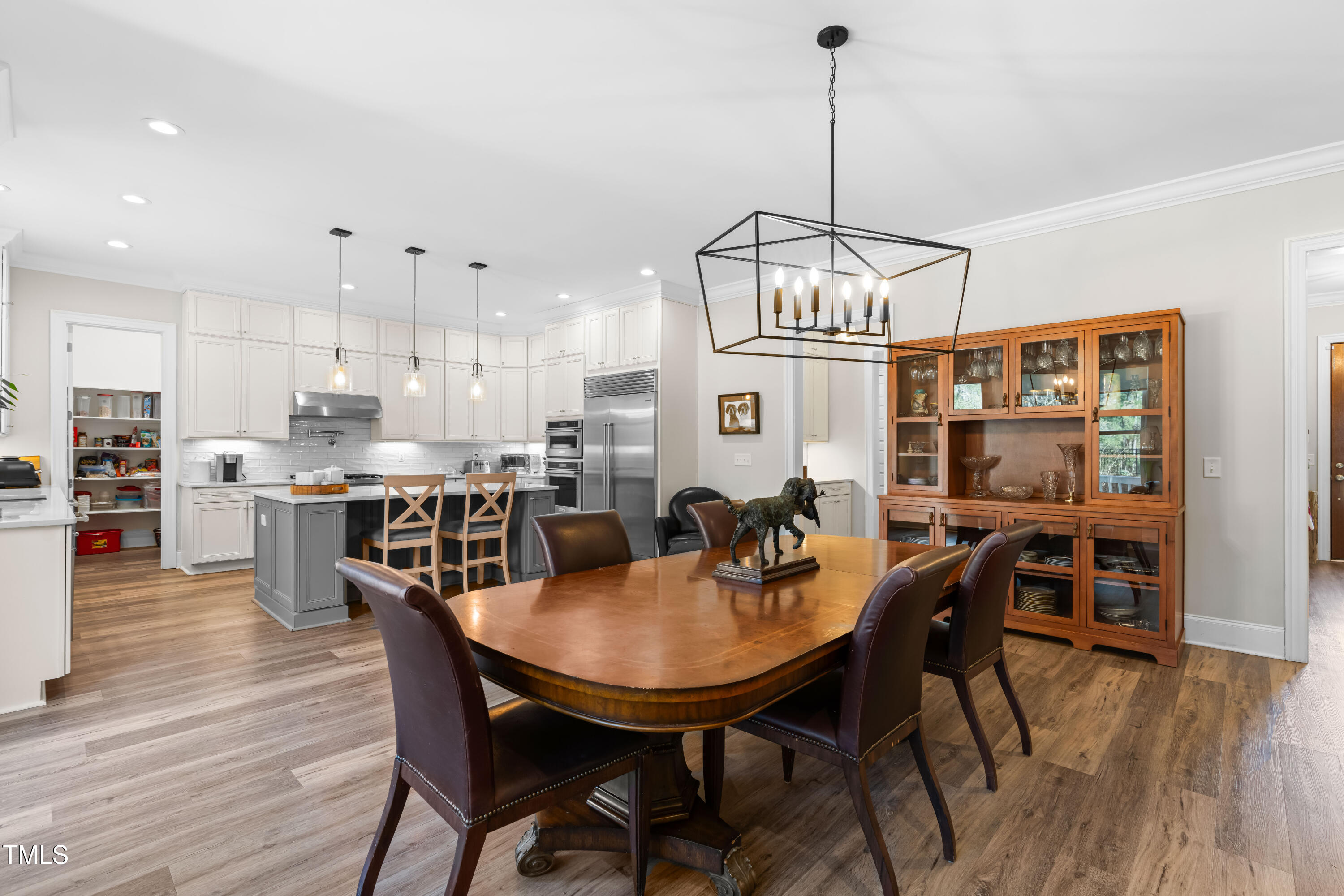 3847 Stoneridge Forest Drive