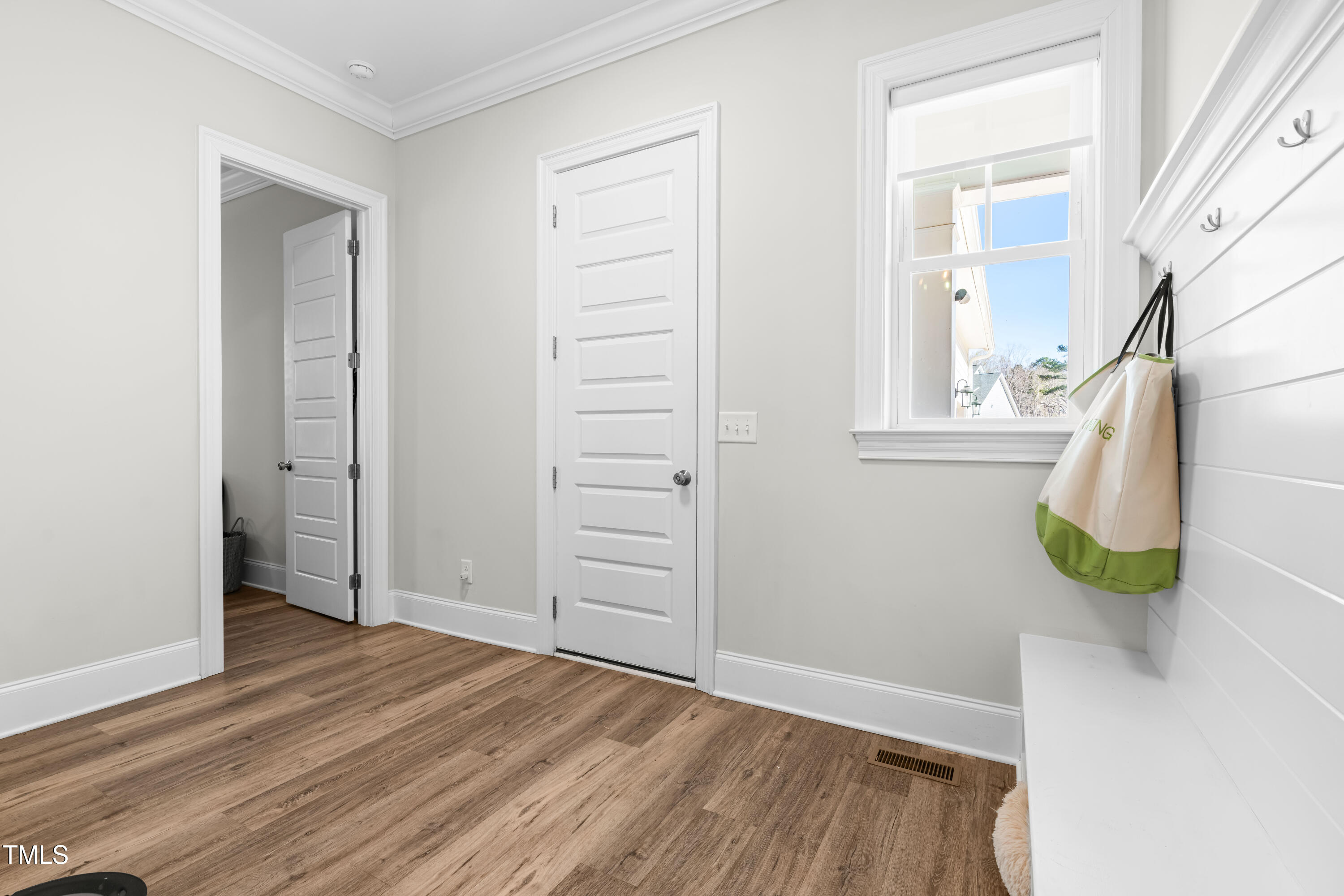 3847 Stoneridge Forest Drive