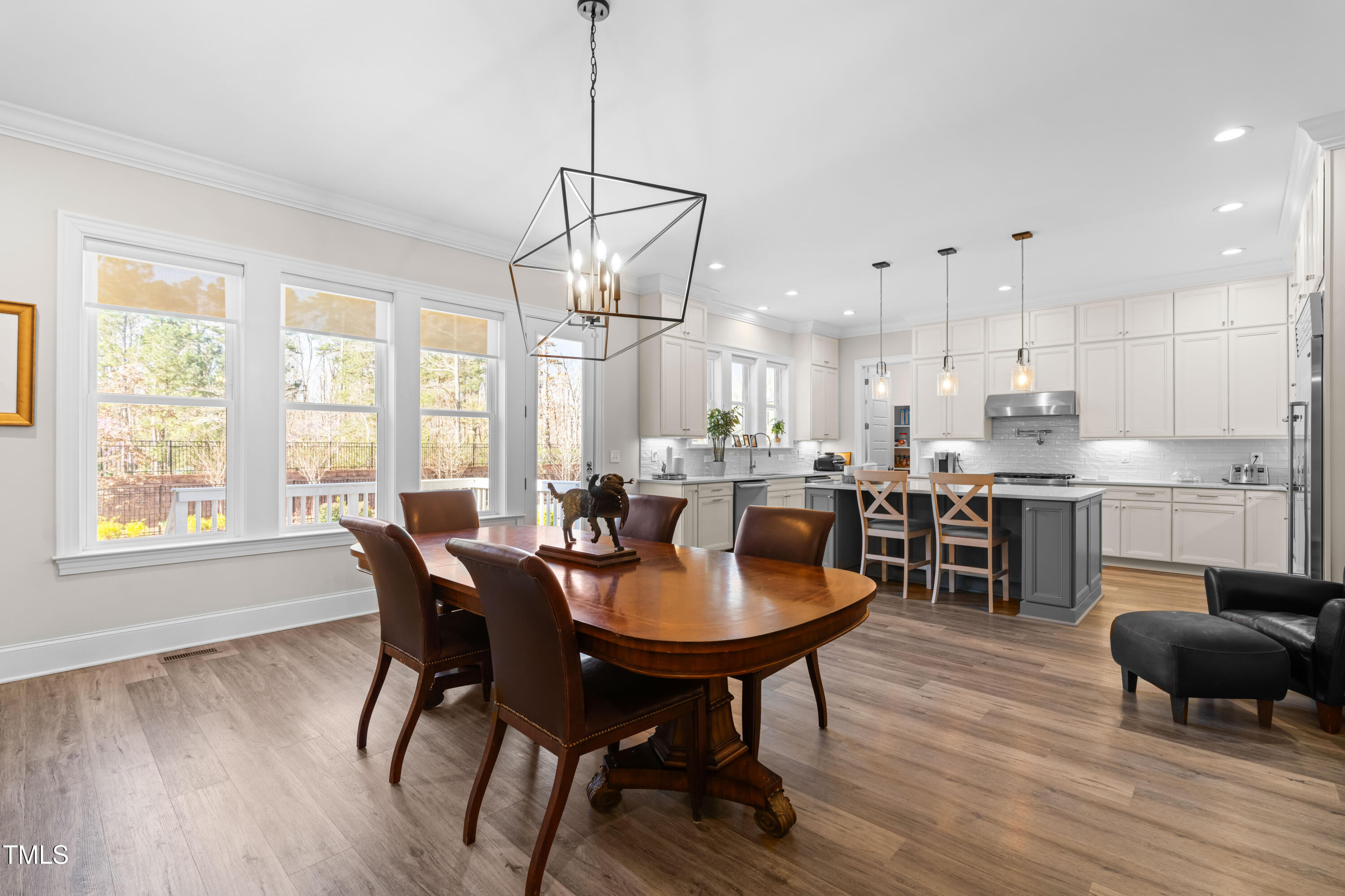 3847 Stoneridge Forest Drive