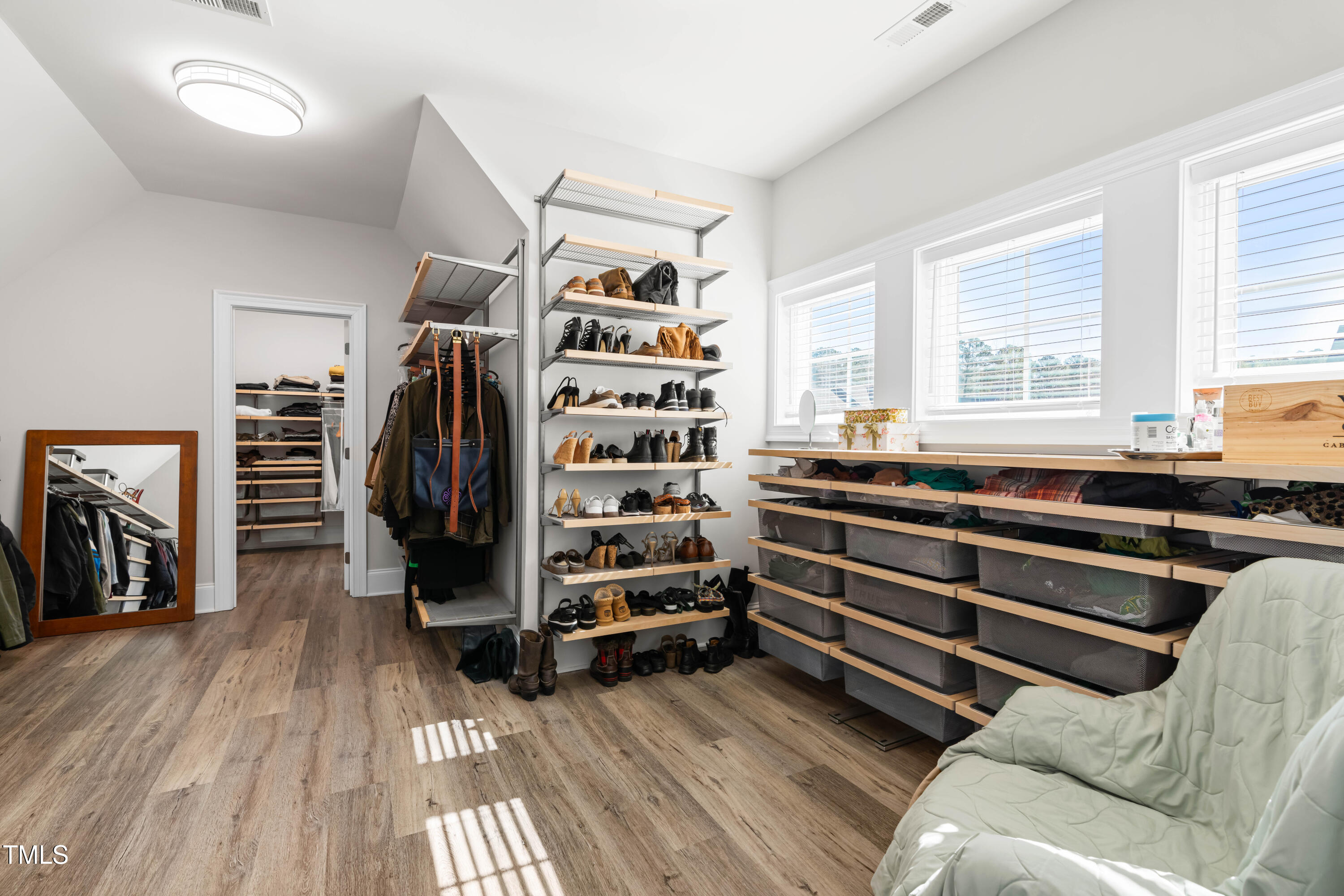 3847 Stoneridge Forest Drive