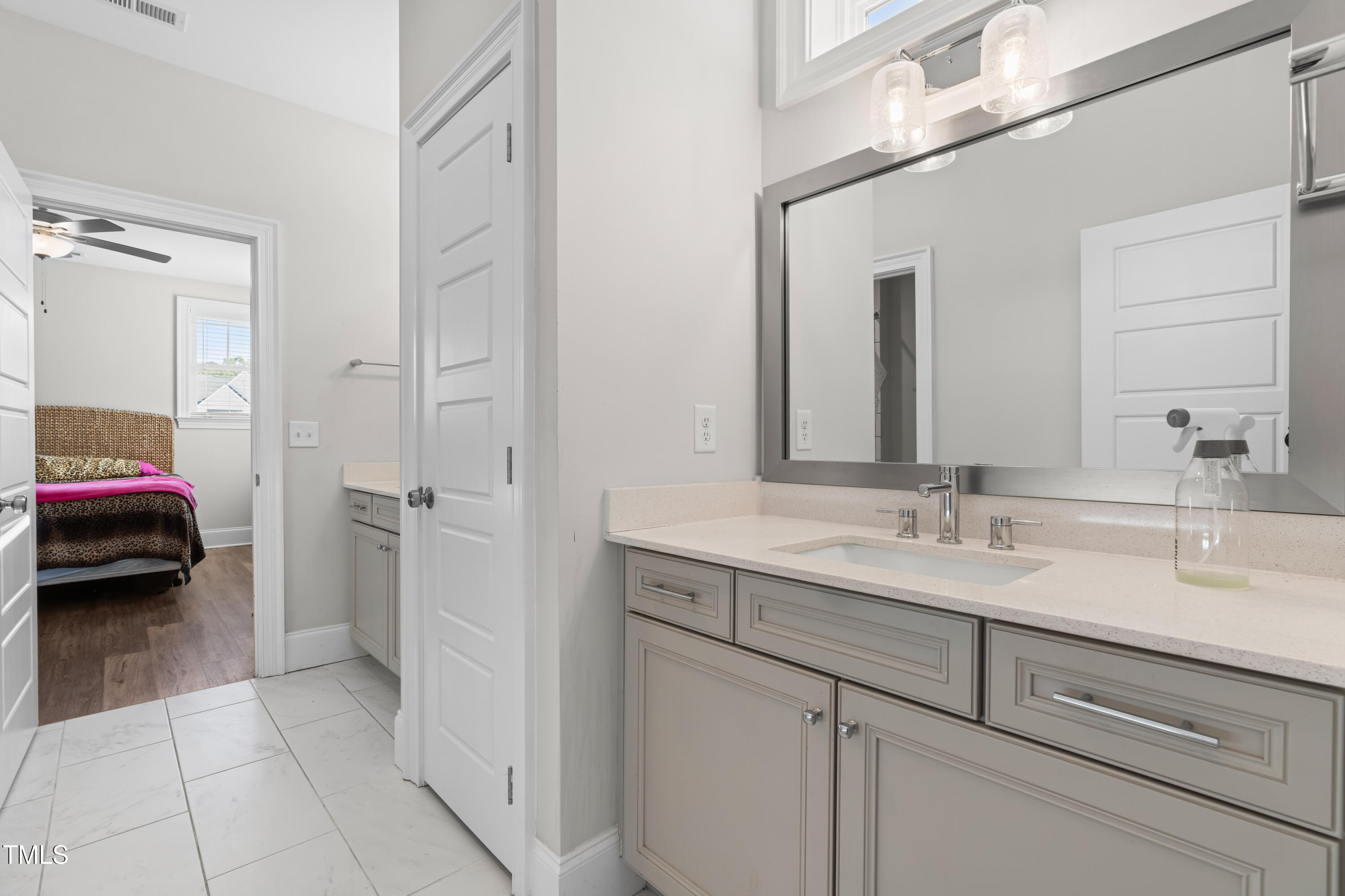 3847 Stoneridge Forest Drive