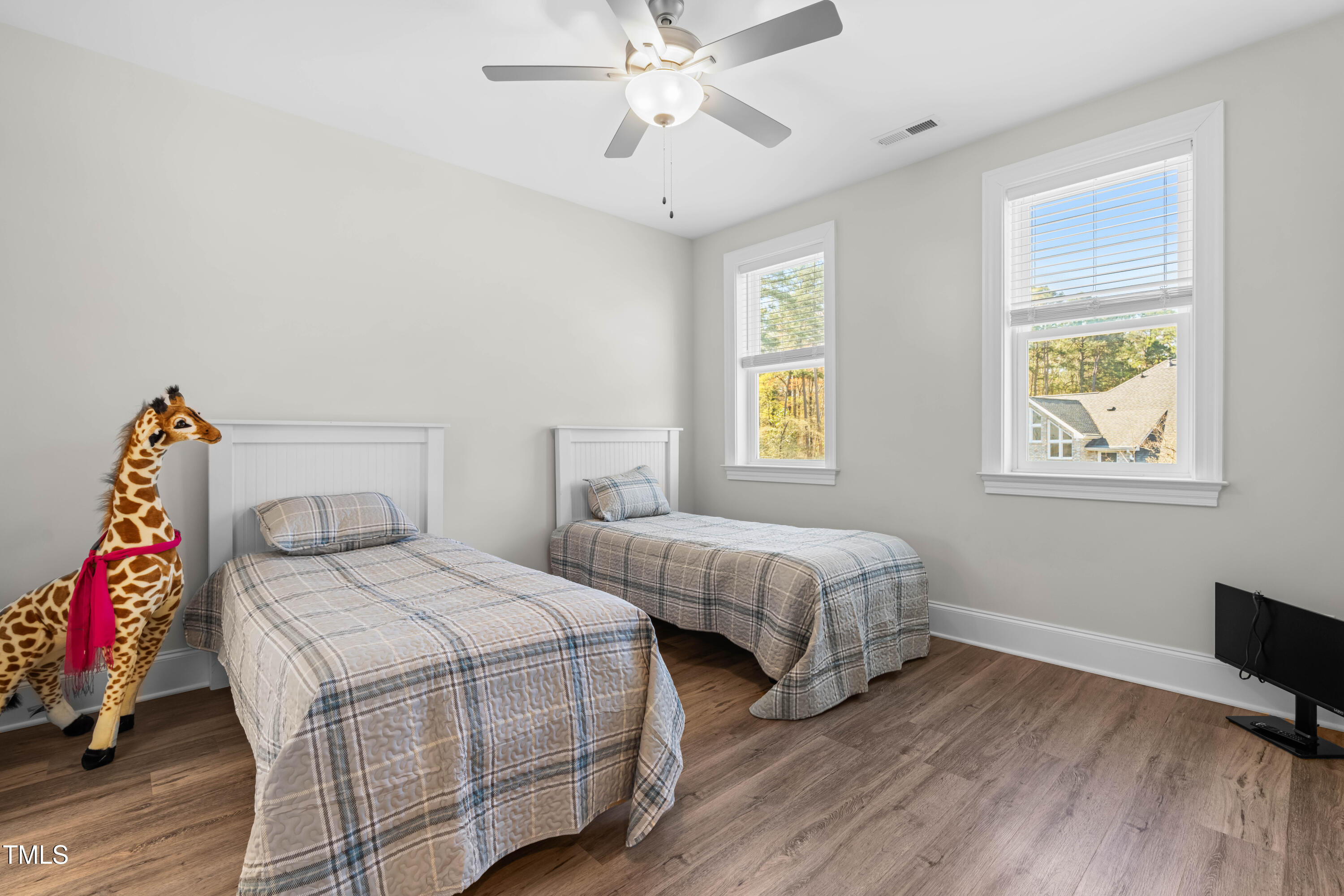 3847 Stoneridge Forest Drive