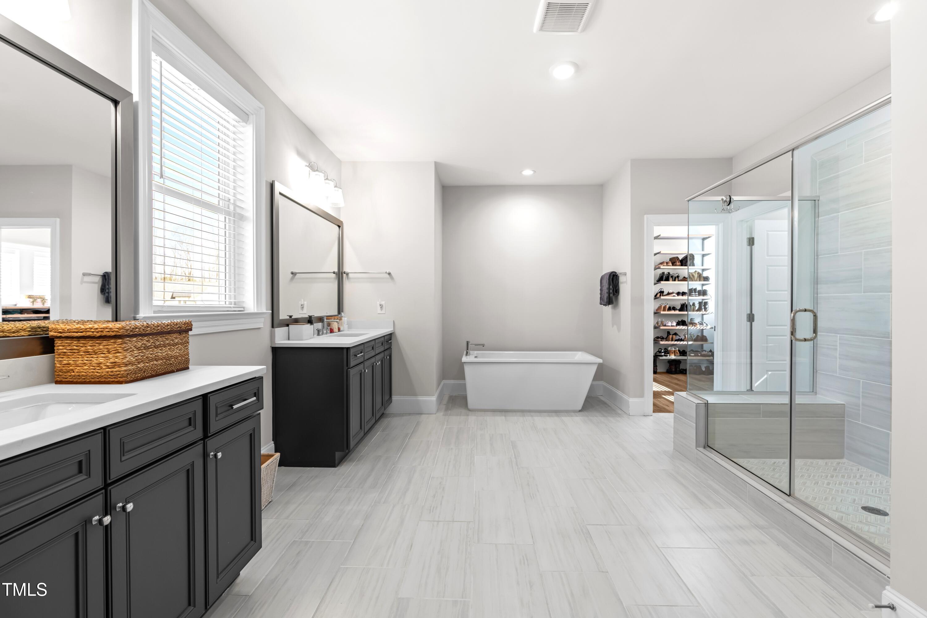 3847 Stoneridge Forest Drive
