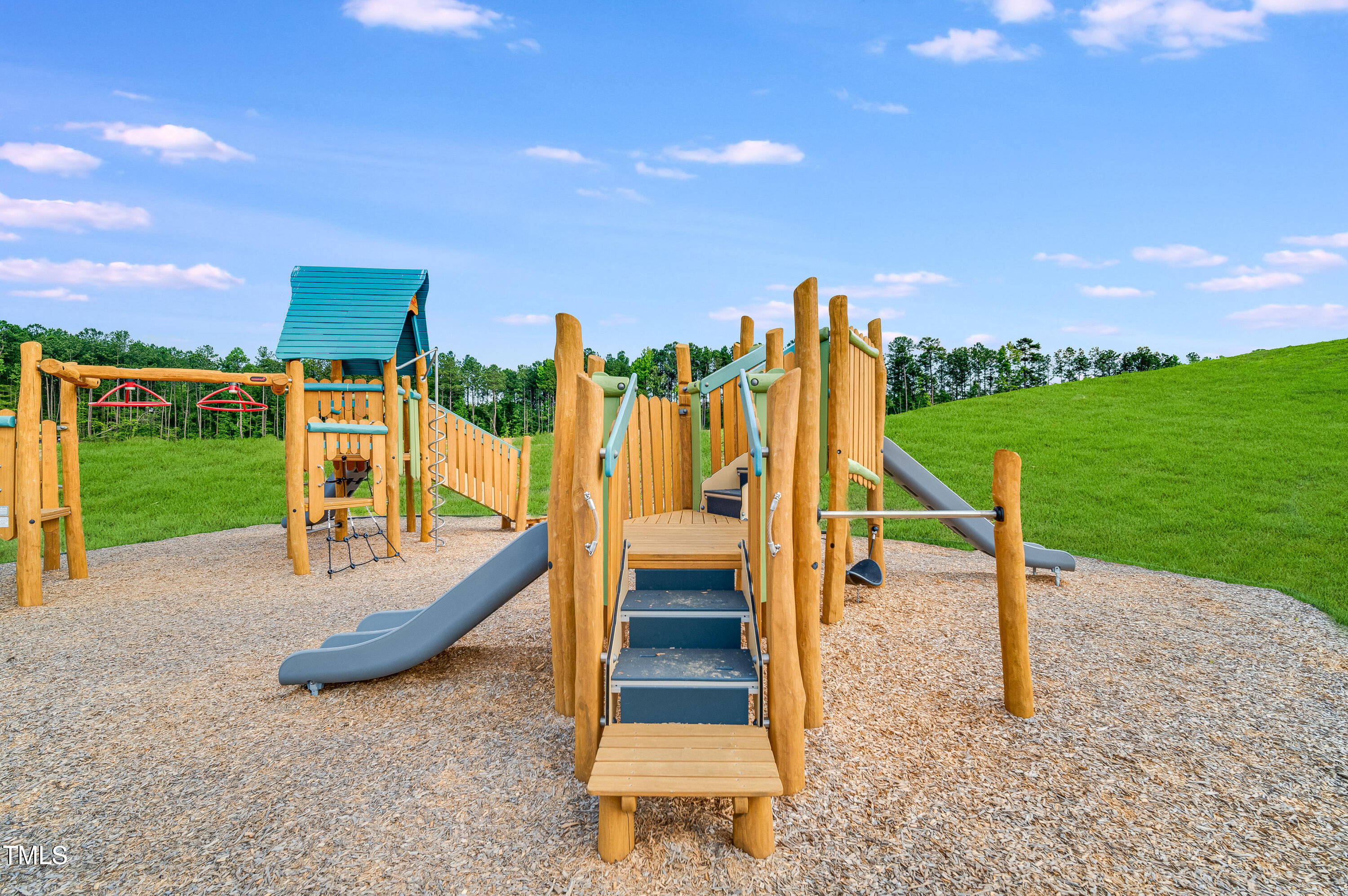 912 Cassa Clubhouse Way