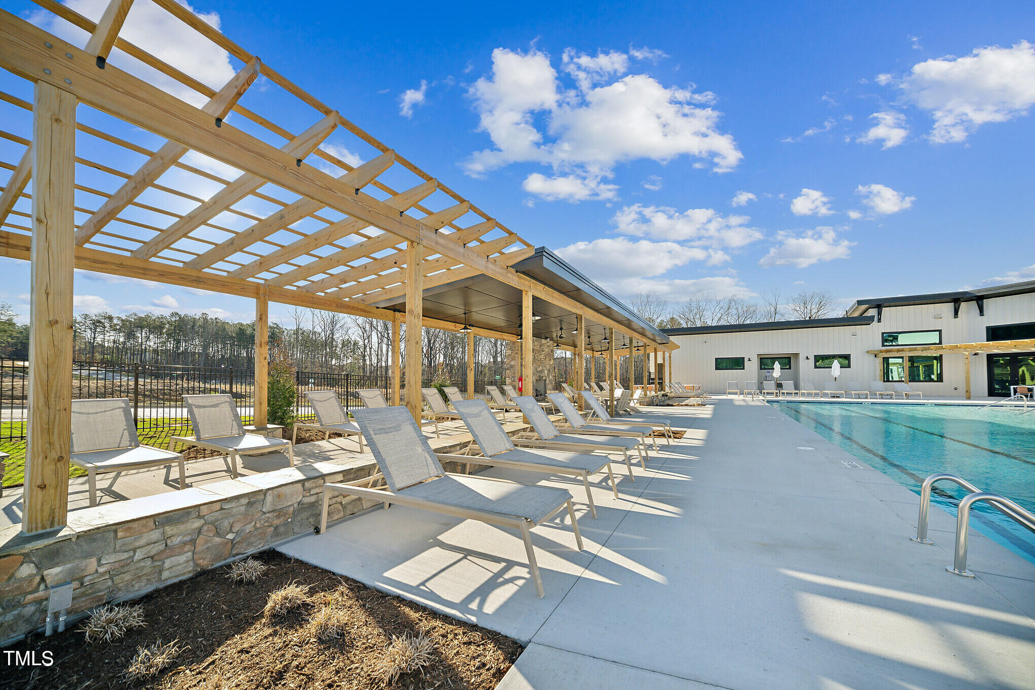 912 Cassa Clubhouse Way