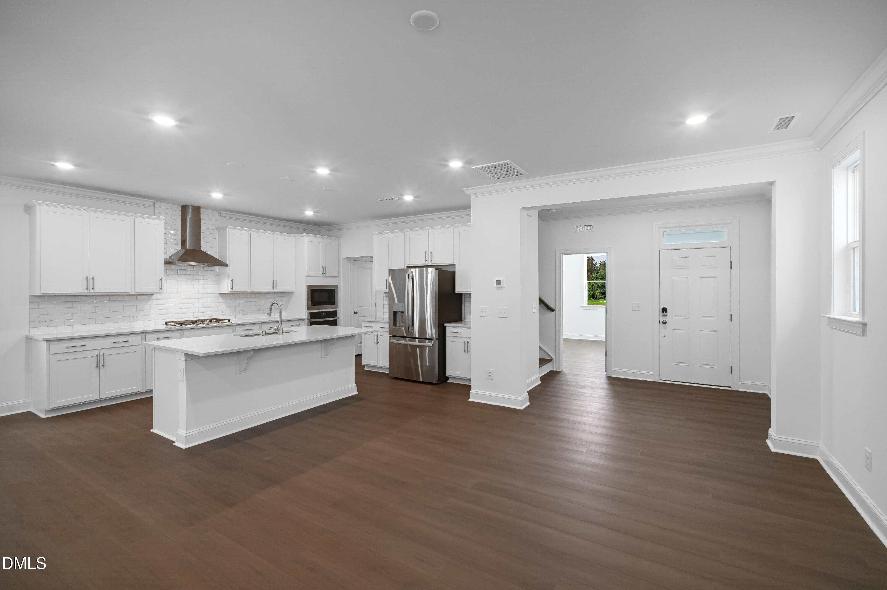 912 Cassa Clubhouse Way