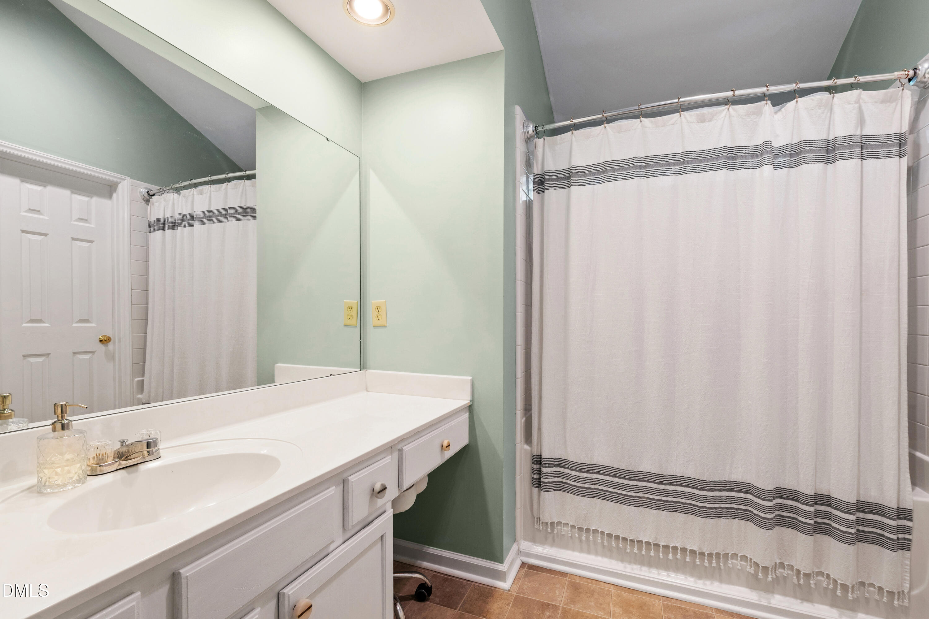 226 Amberglow Place