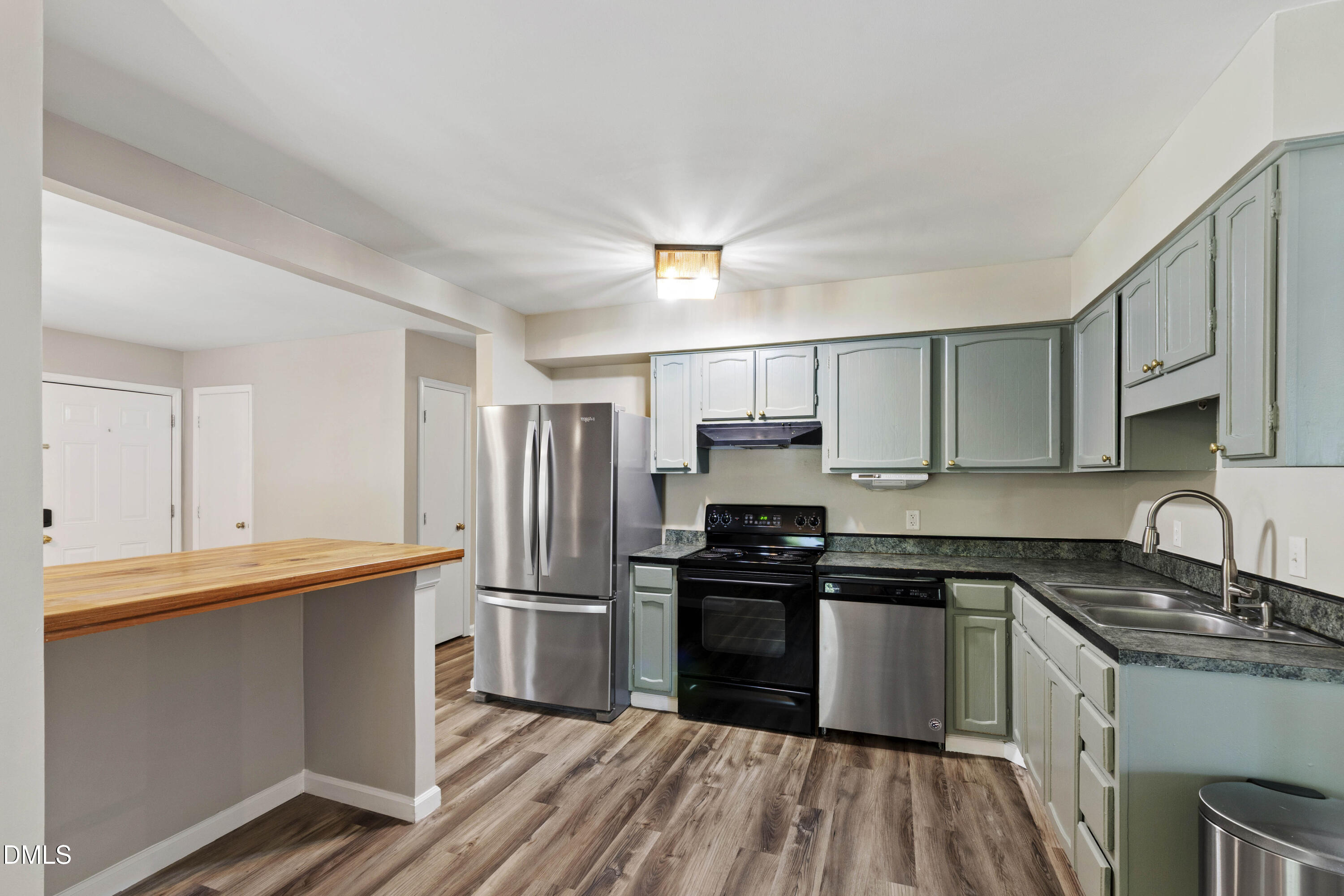 2415 Dorety Place