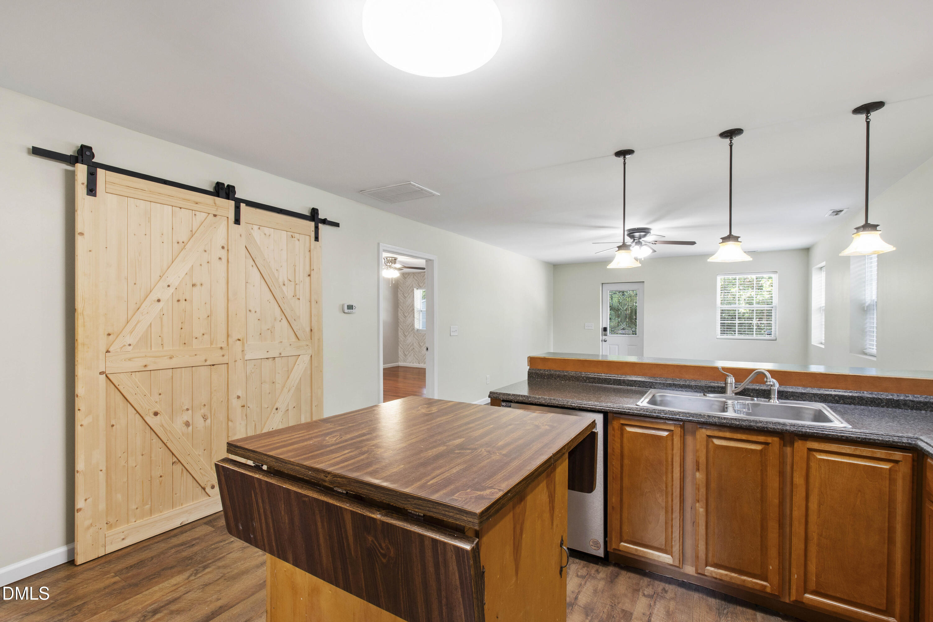 2415 Dorety Place