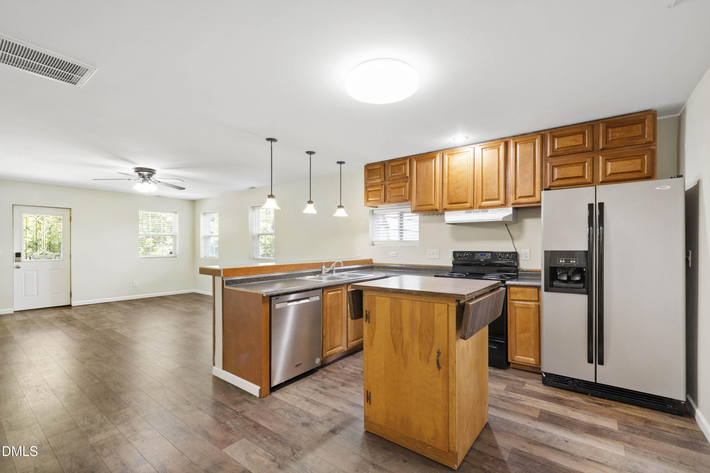 2415 Dorety Place